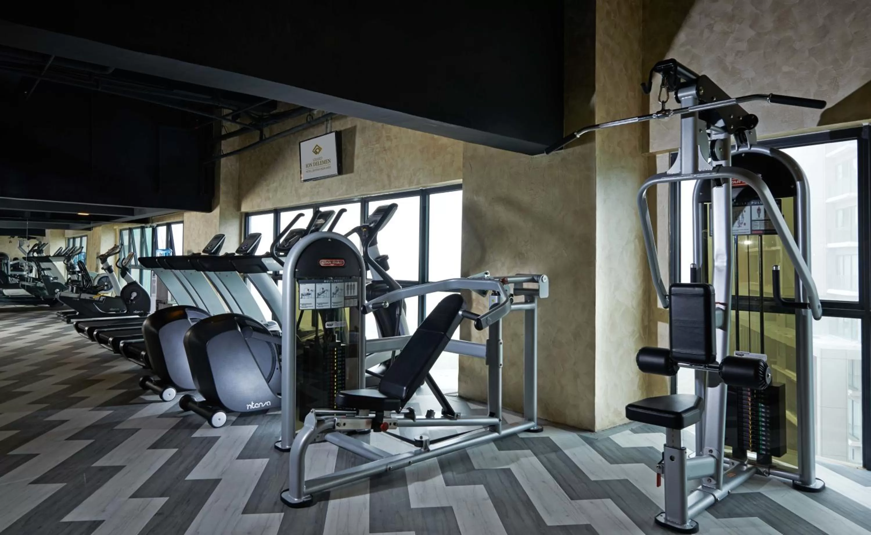Fitness centre/facilities in Grand Ion Delemen Hotel
