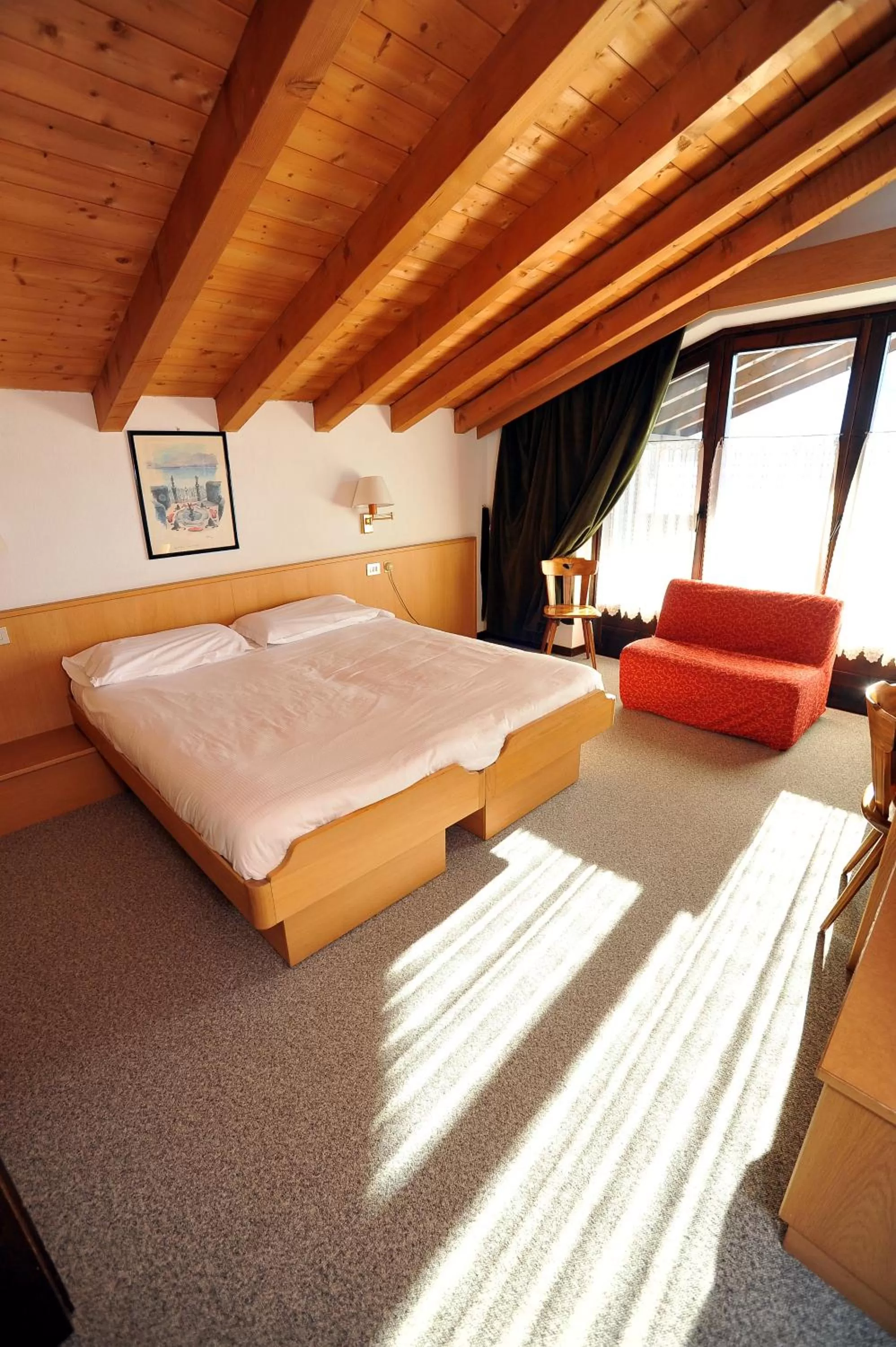 Photo of the whole room, Bed in Hotel Derby