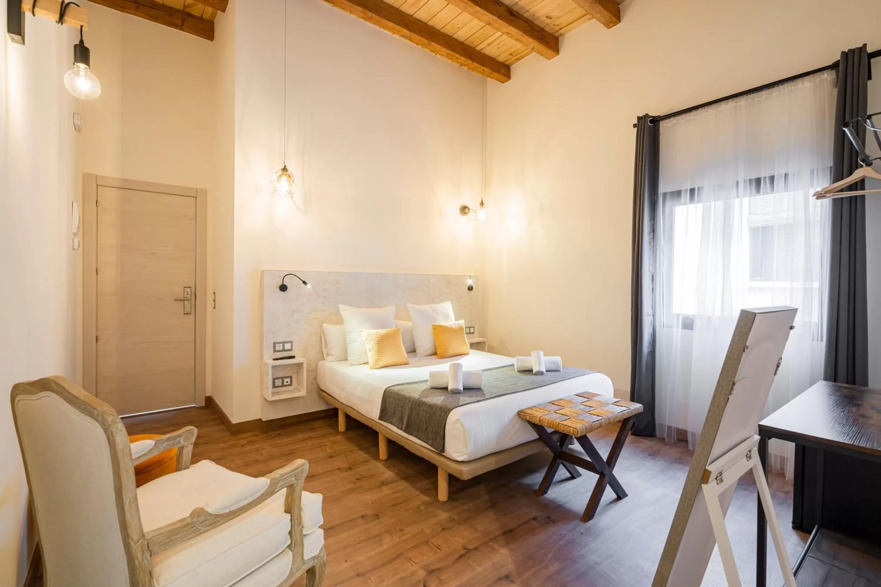 Bed in Dobo Azacanes Hostal