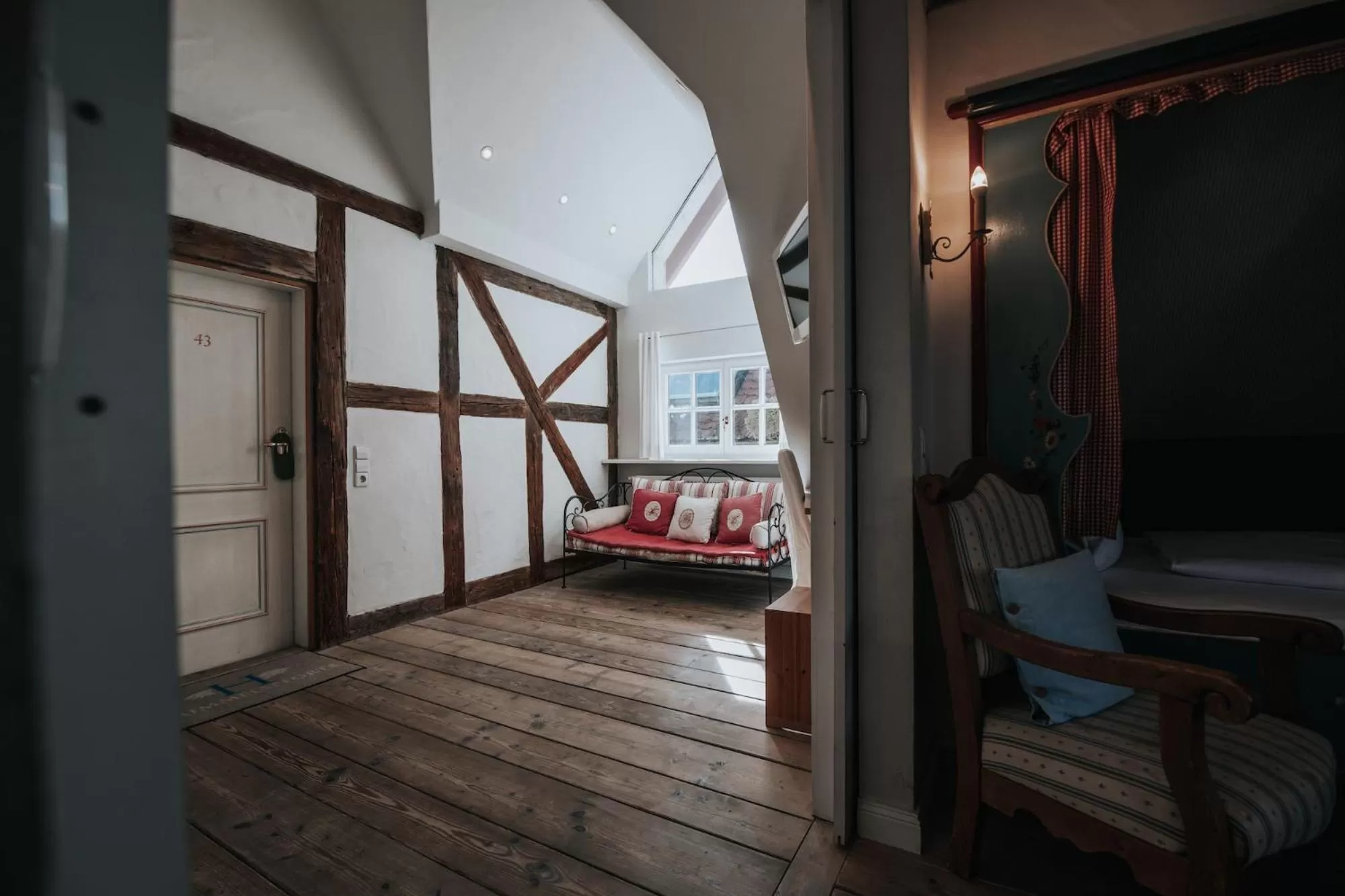 Photo of the whole room, Bed in Boutique Hotel am Rathaus - Reblaus