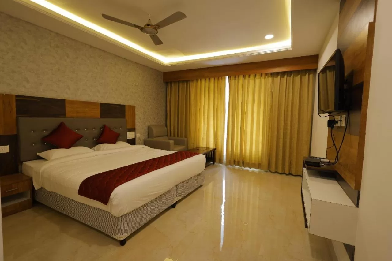 Bed in Hotel Woodside Prestige