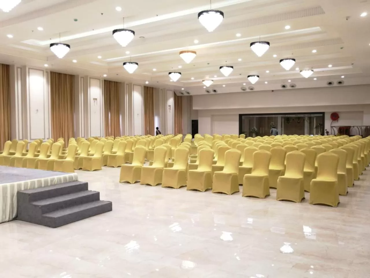 Banquet/Function facilities in Hotel Skanda Palace