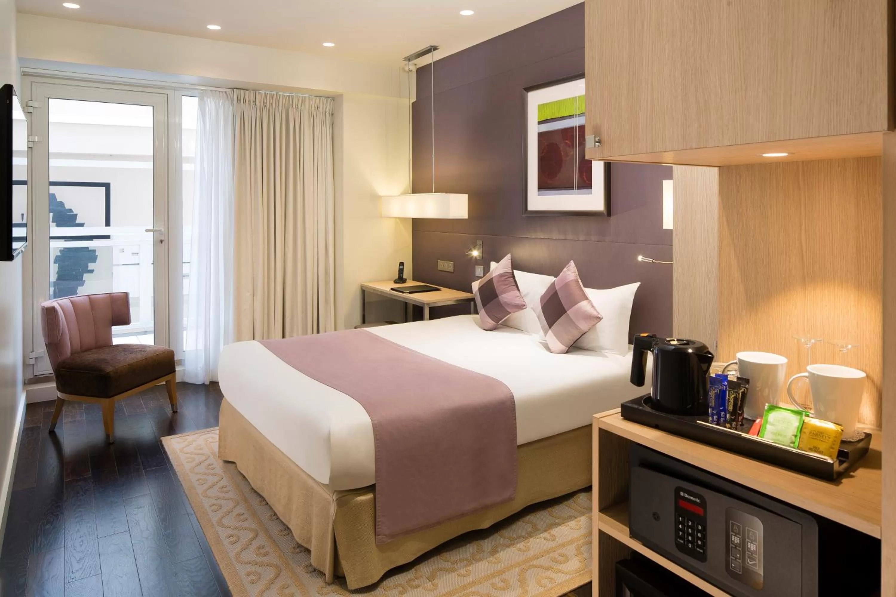 Bedroom in Hôtel Le M