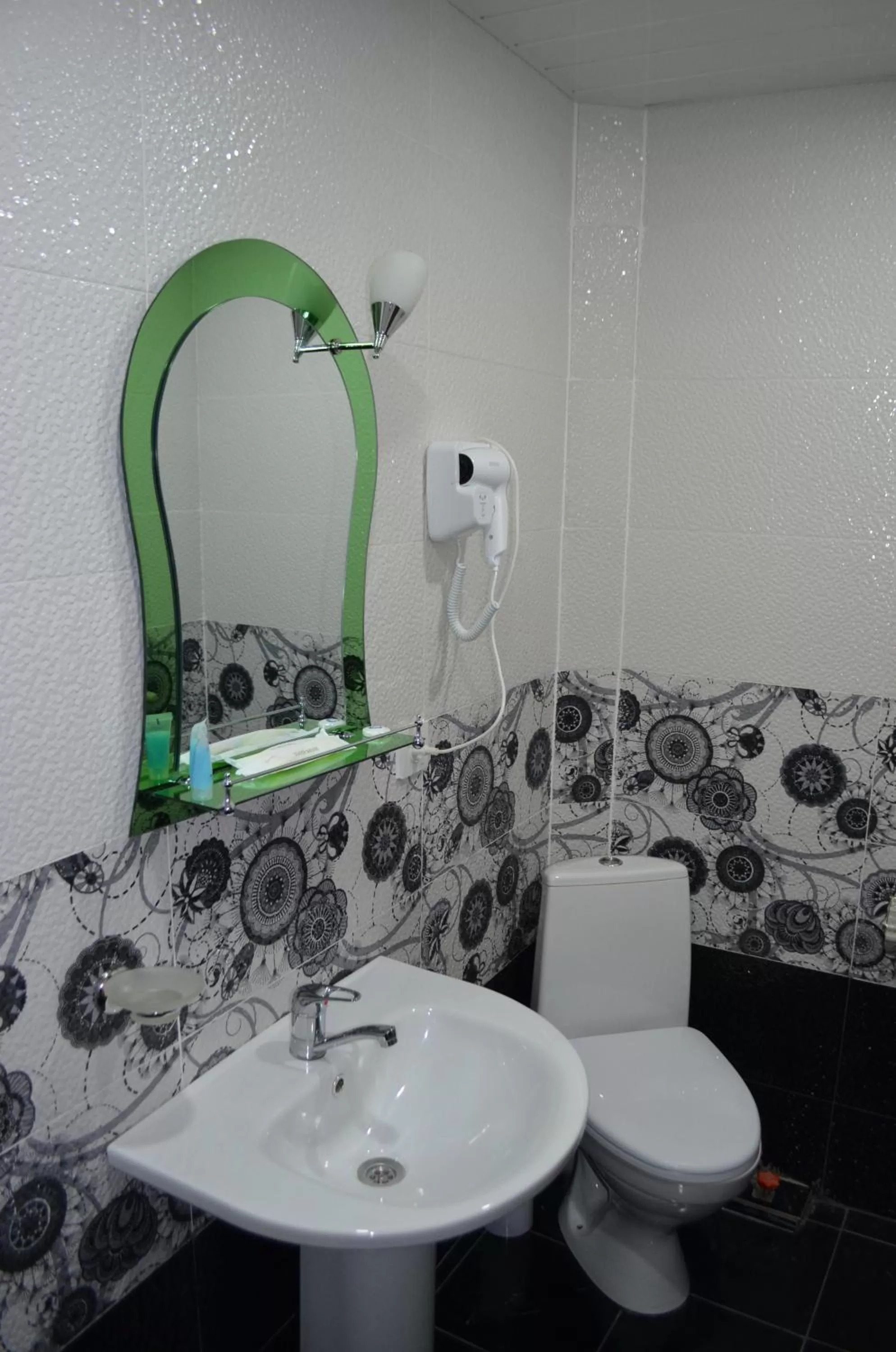 Bathroom in Hotel Svanseti