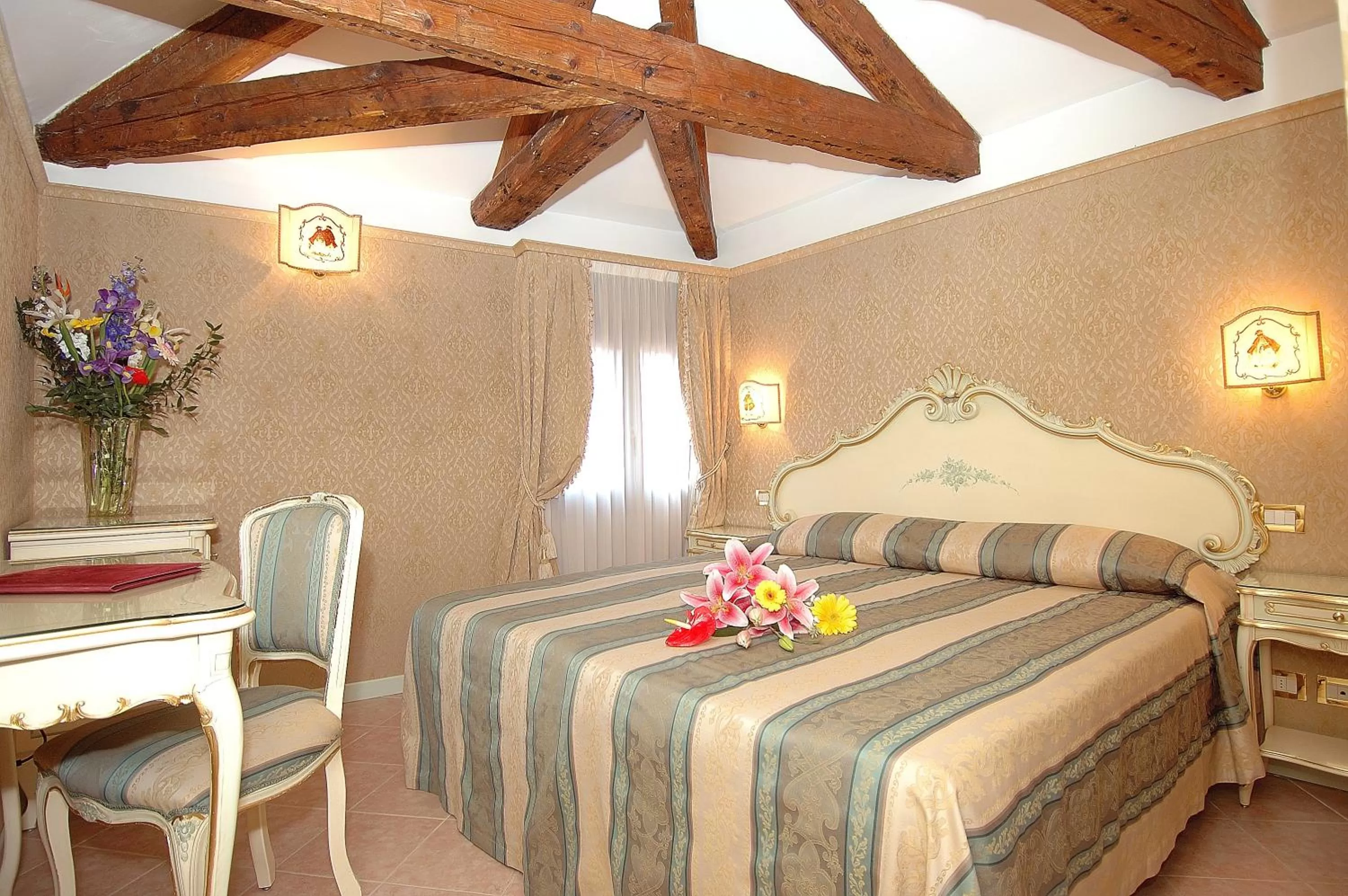 Bed in Antica Locanda al Gambero