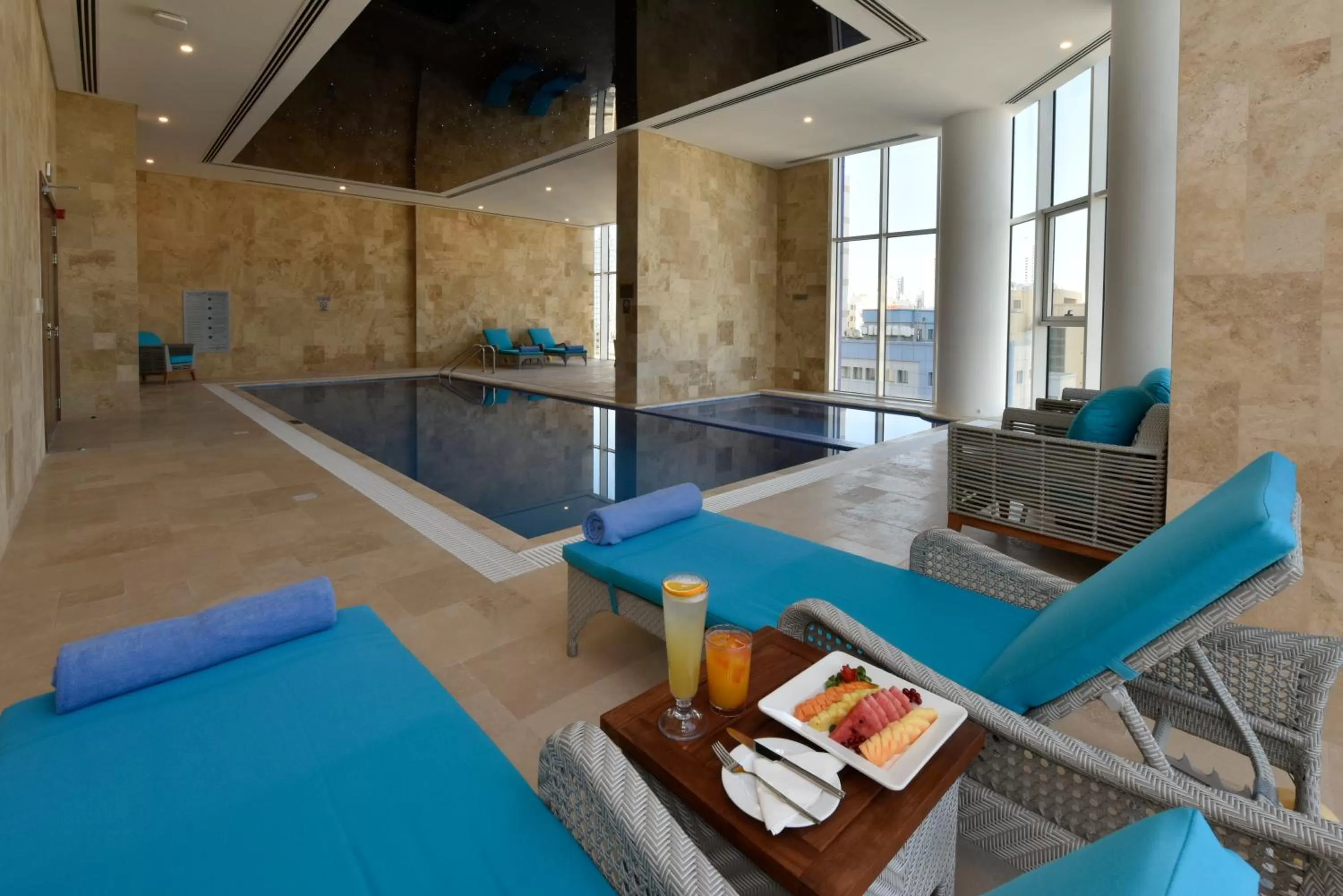 Swimming pool in Swiss-Belsuites Admiral Juffair