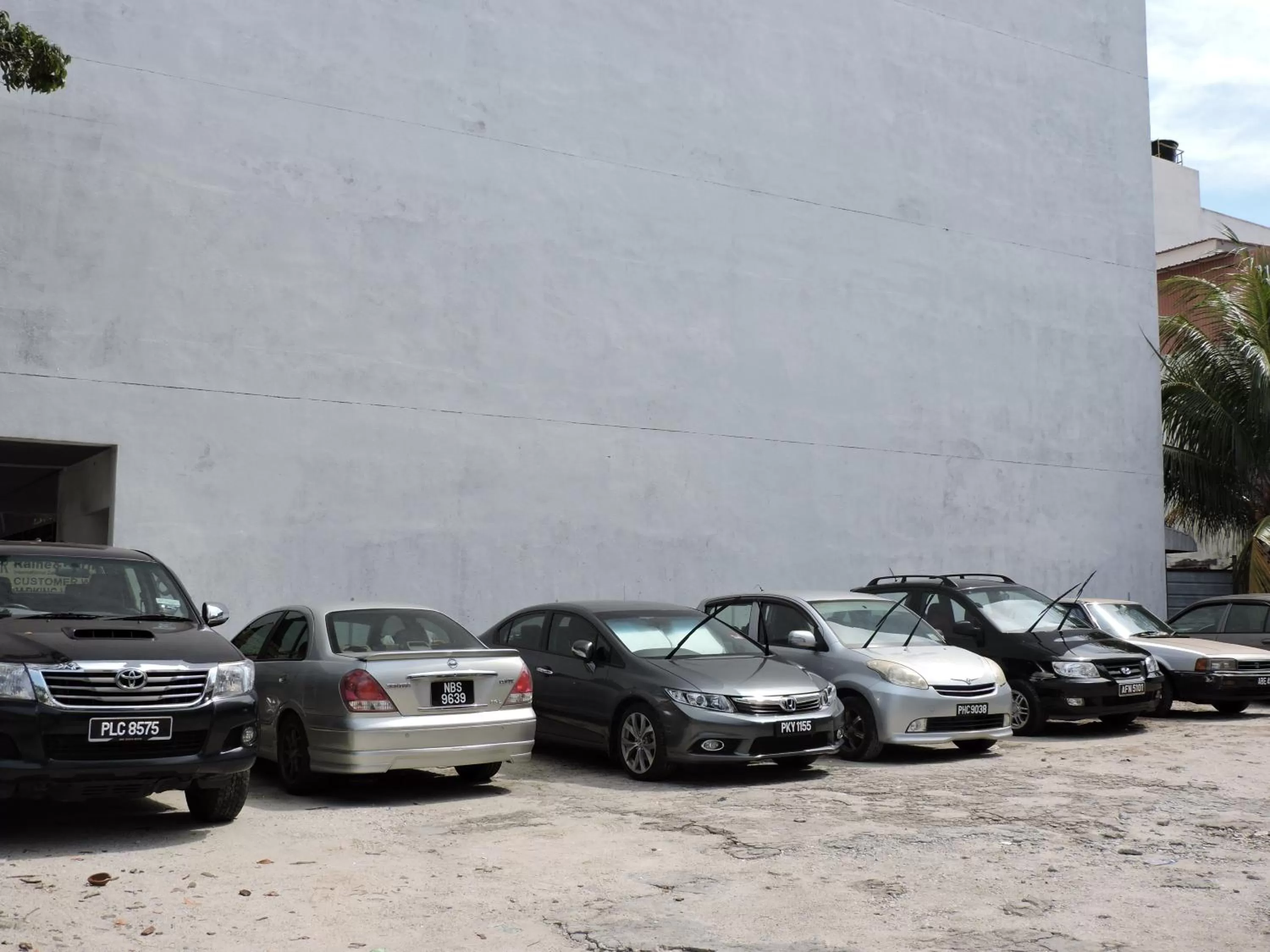 Facade/entrance in Merlin Hotel George Town Penang