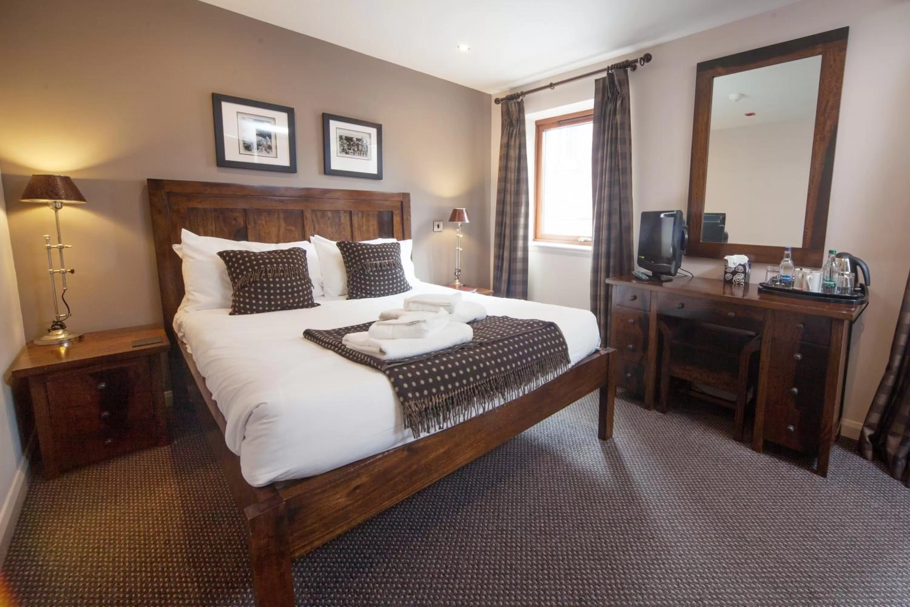 Bed in The Townhouse Hotel