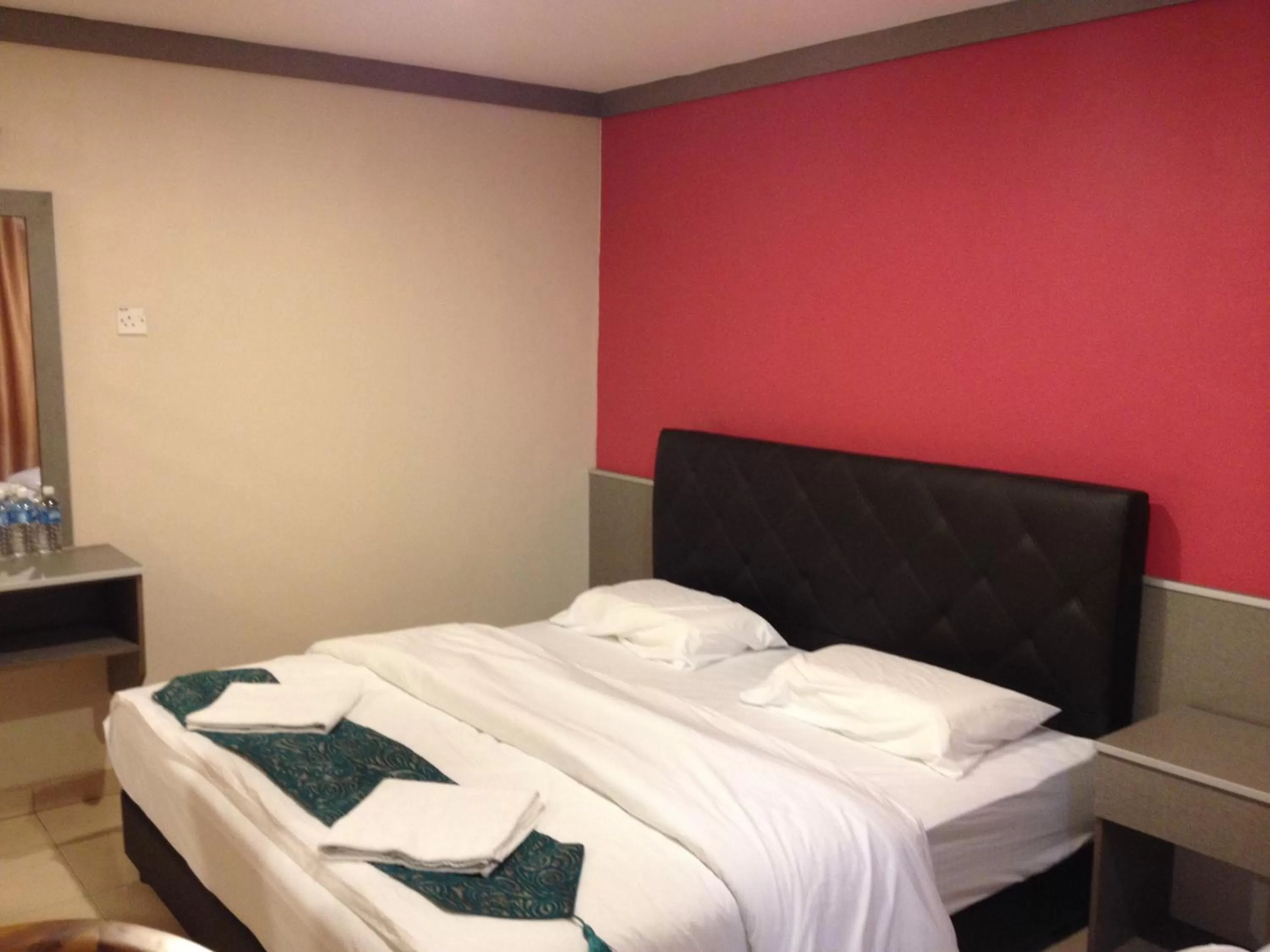 Bed in AERO Star Hotel