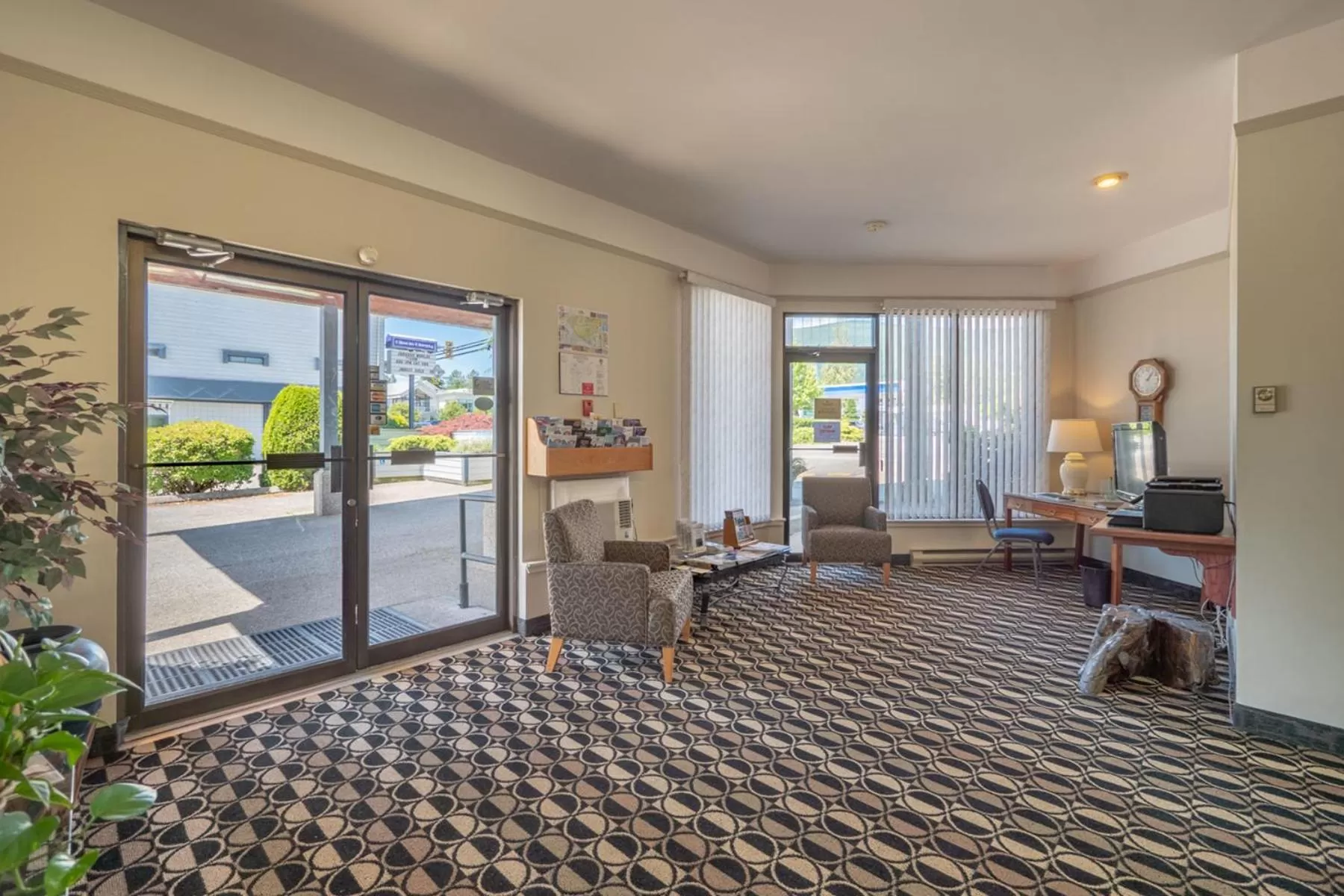 Business facilities in The Cedars Inn Hotel & Convention Centre