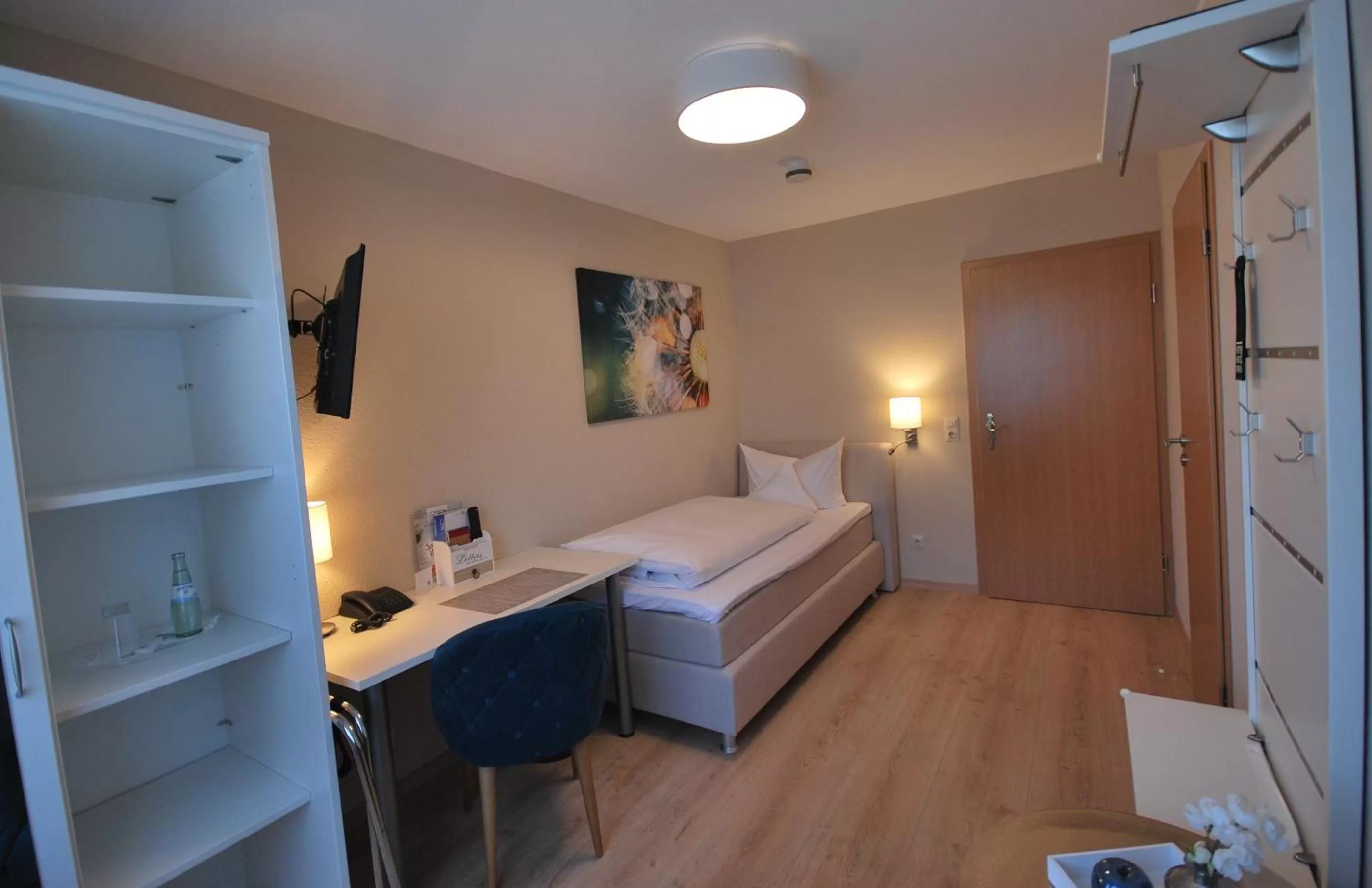 Bed in Hotel Colosseum