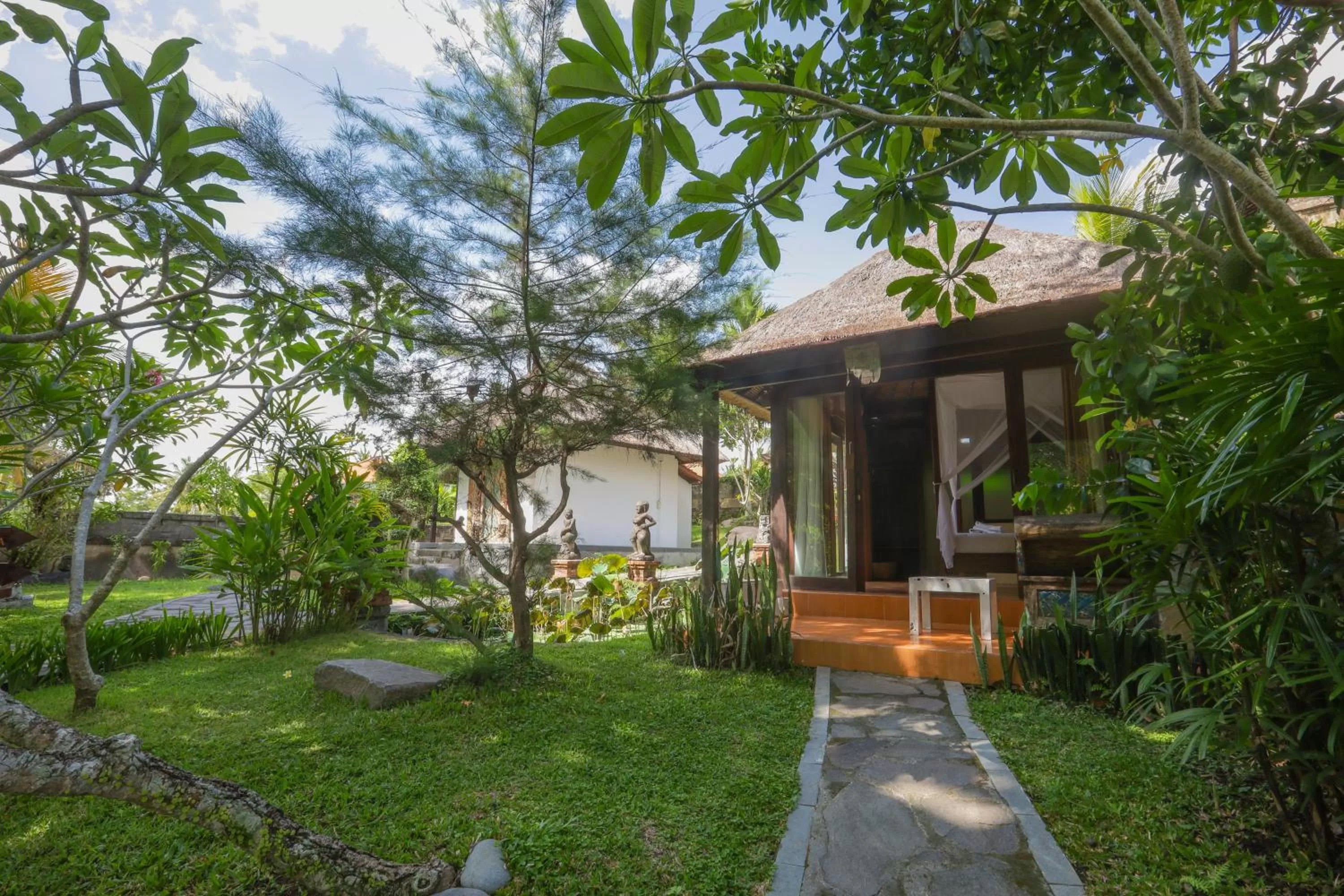 Property building in Ubud Sari Health Resort