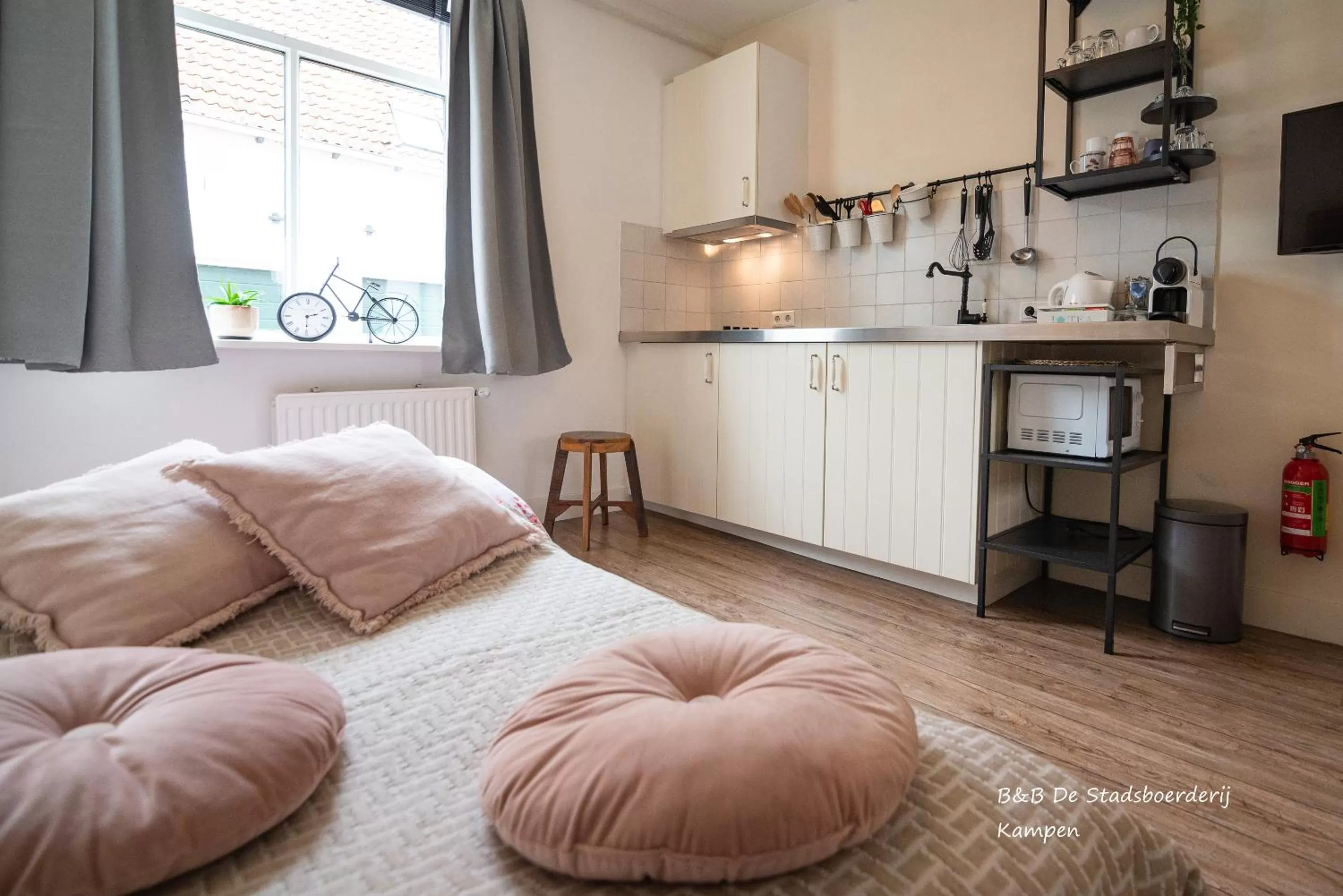 Kitchen or kitchenette in De Stadsboerderij