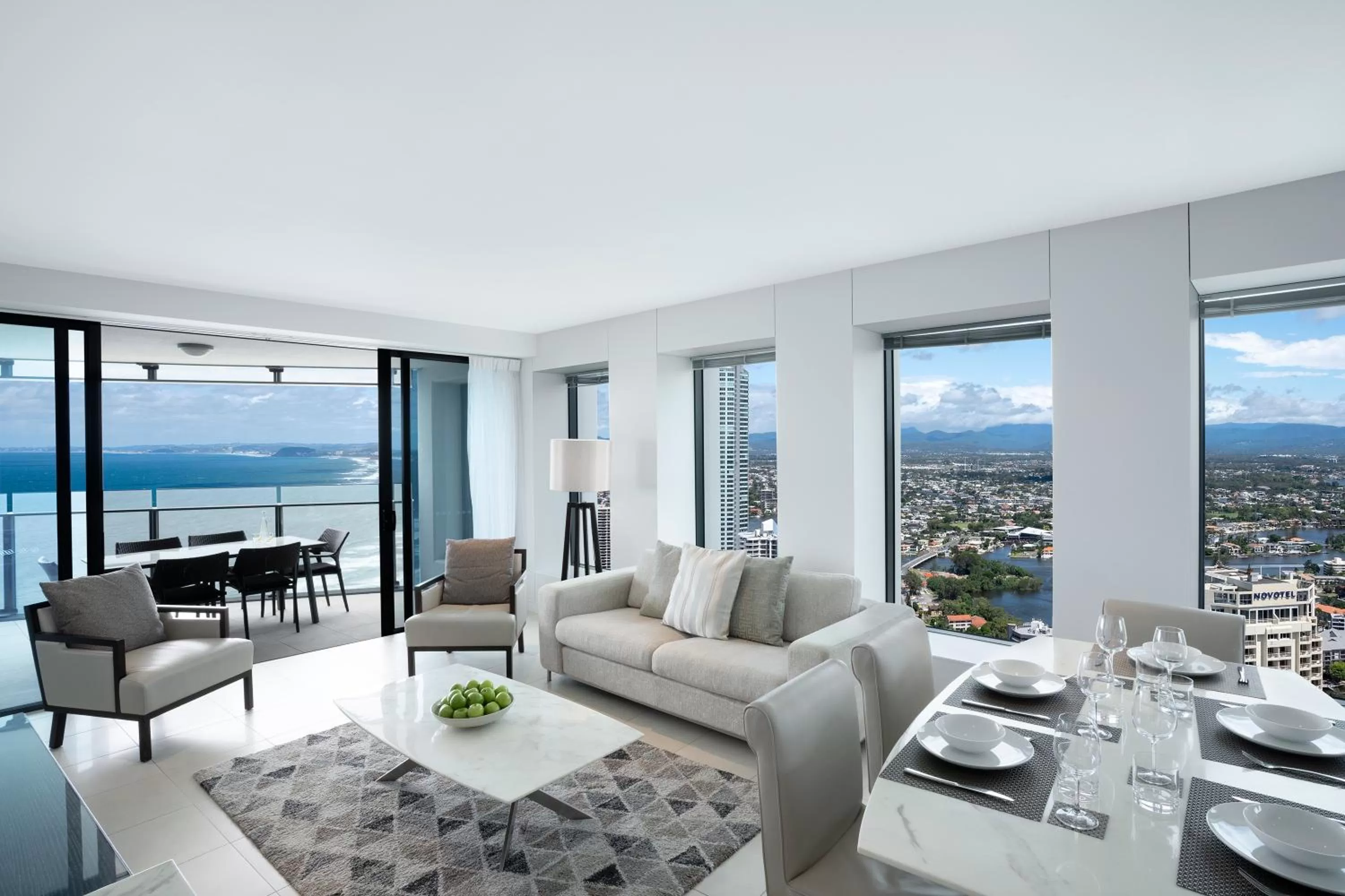 Balcony/Terrace in Peppers Soul Surfers Paradise