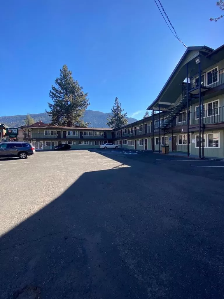 Property building in Budget INN At The Heavenly Gondola