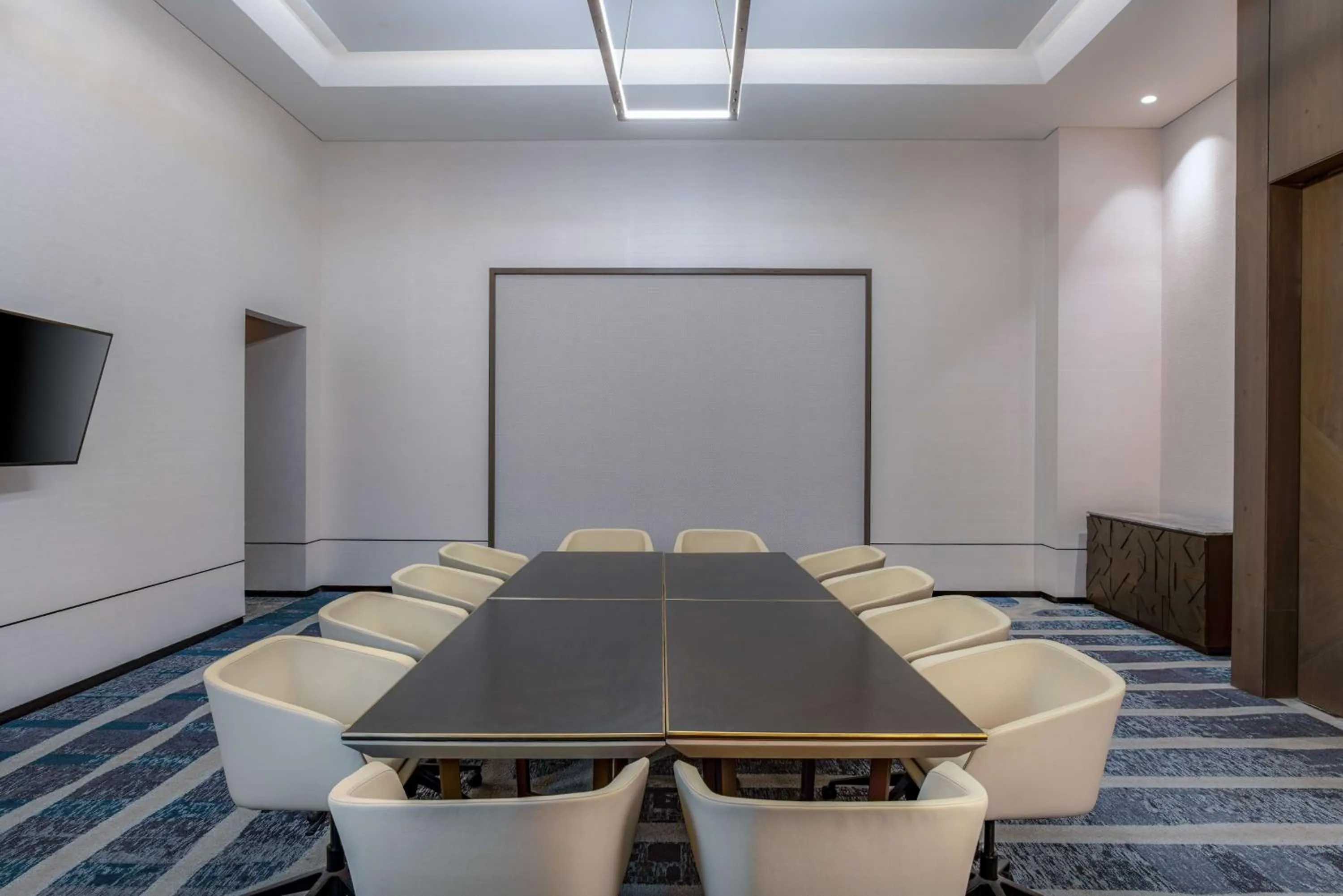 Meeting/conference room in Waldorf Astoria Riviera Maya