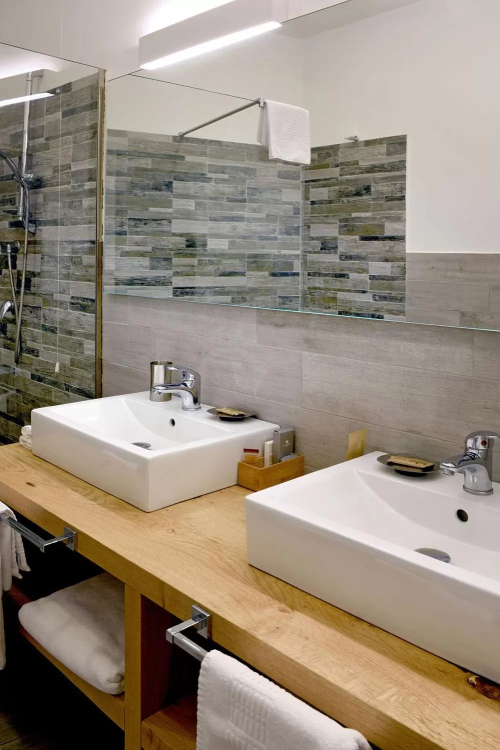 Bathroom in Barbarella Spa