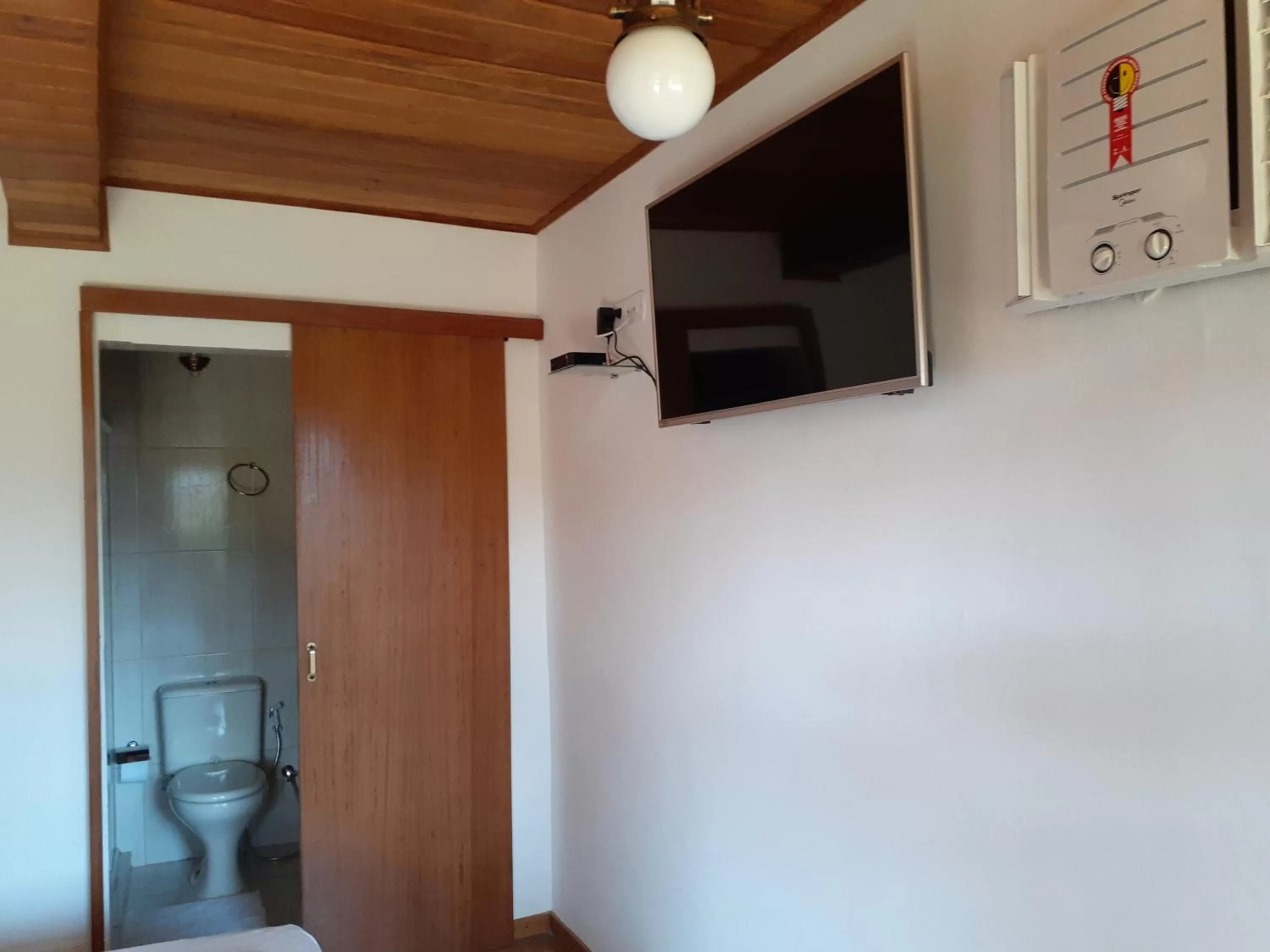 Pousada R.N.C. Nosso Paraíso