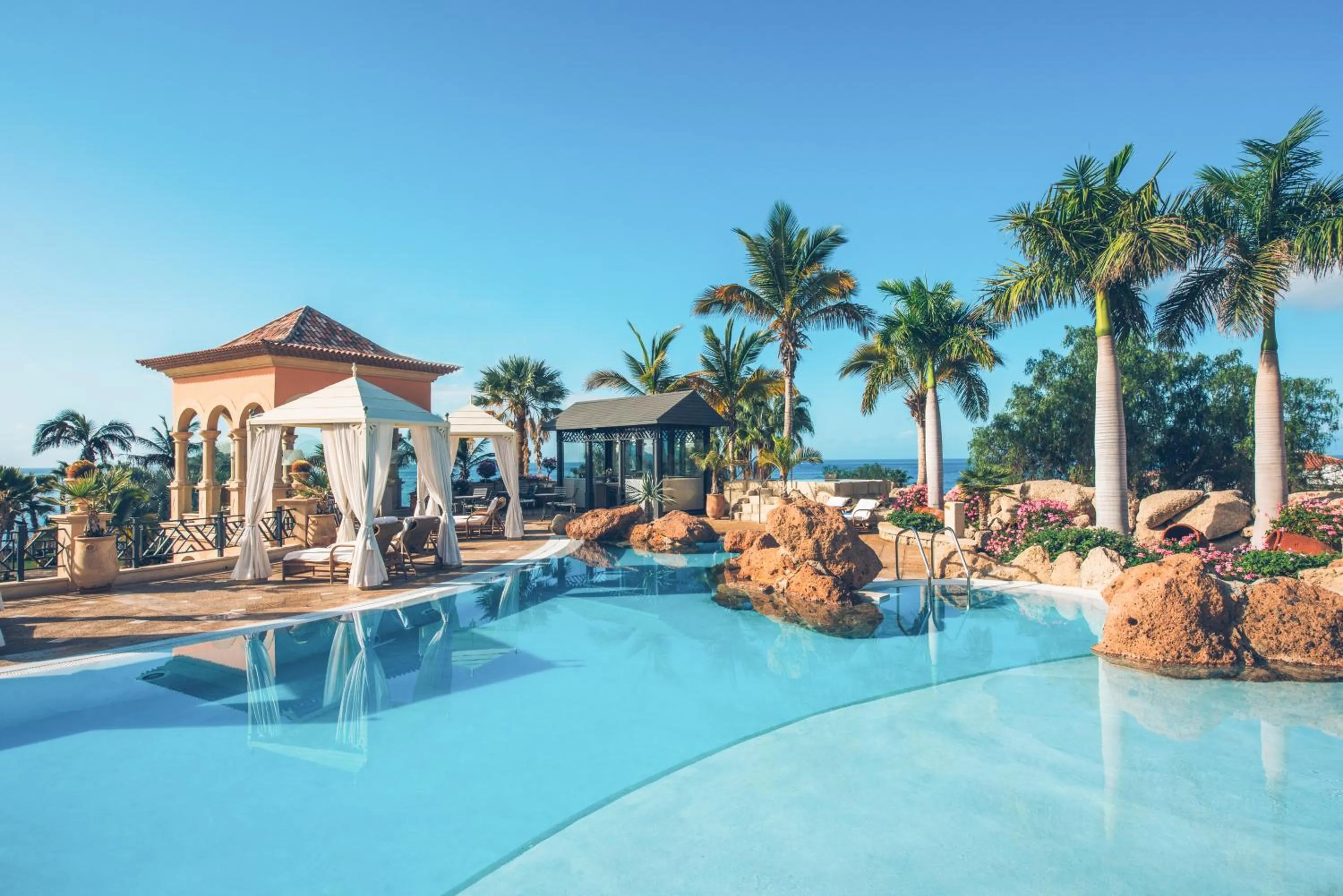 Swimming pool in JOIA El Mirador by Iberostar -Adults Only