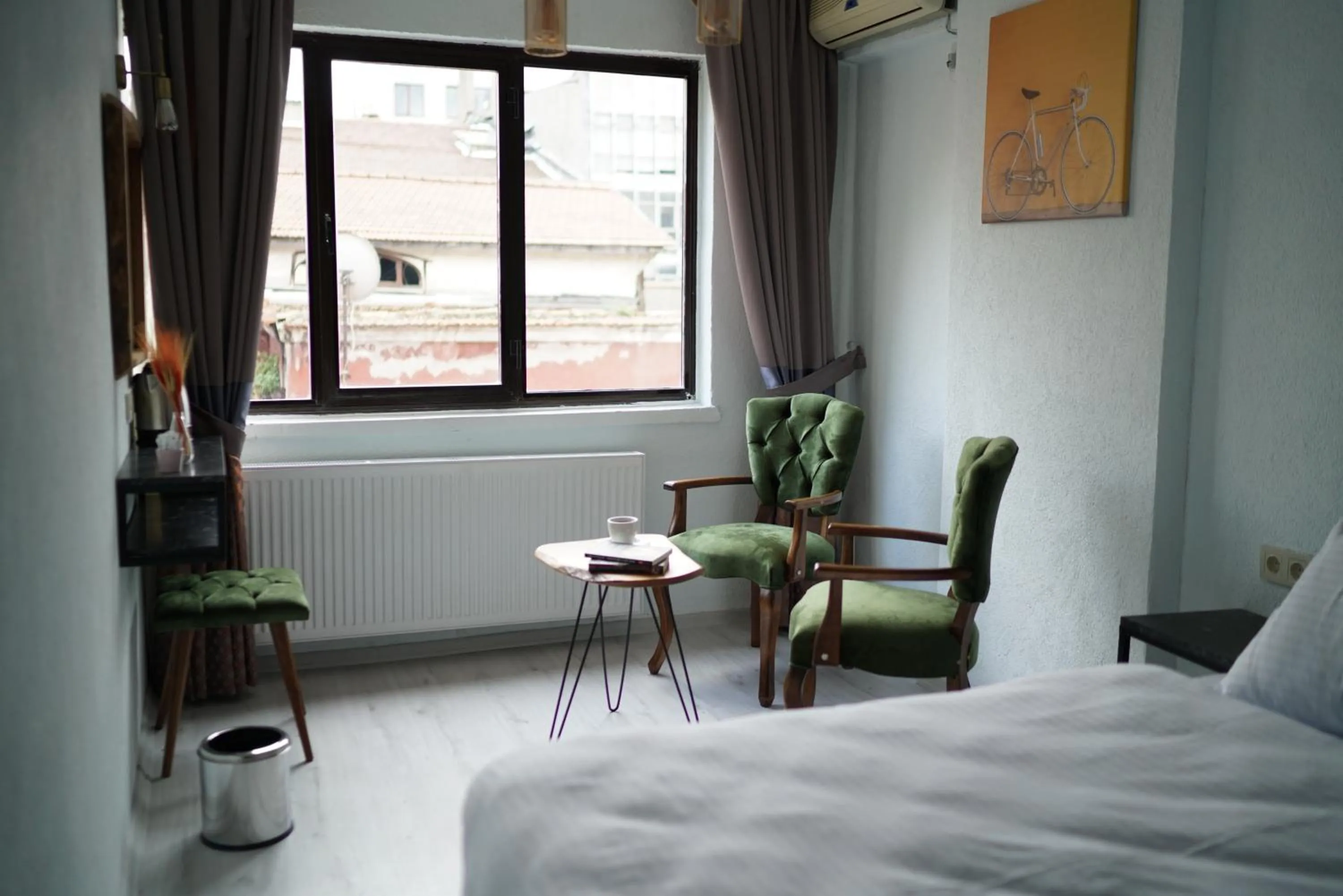 Seating area, Bed in PANDAN KARAKOY SUİT