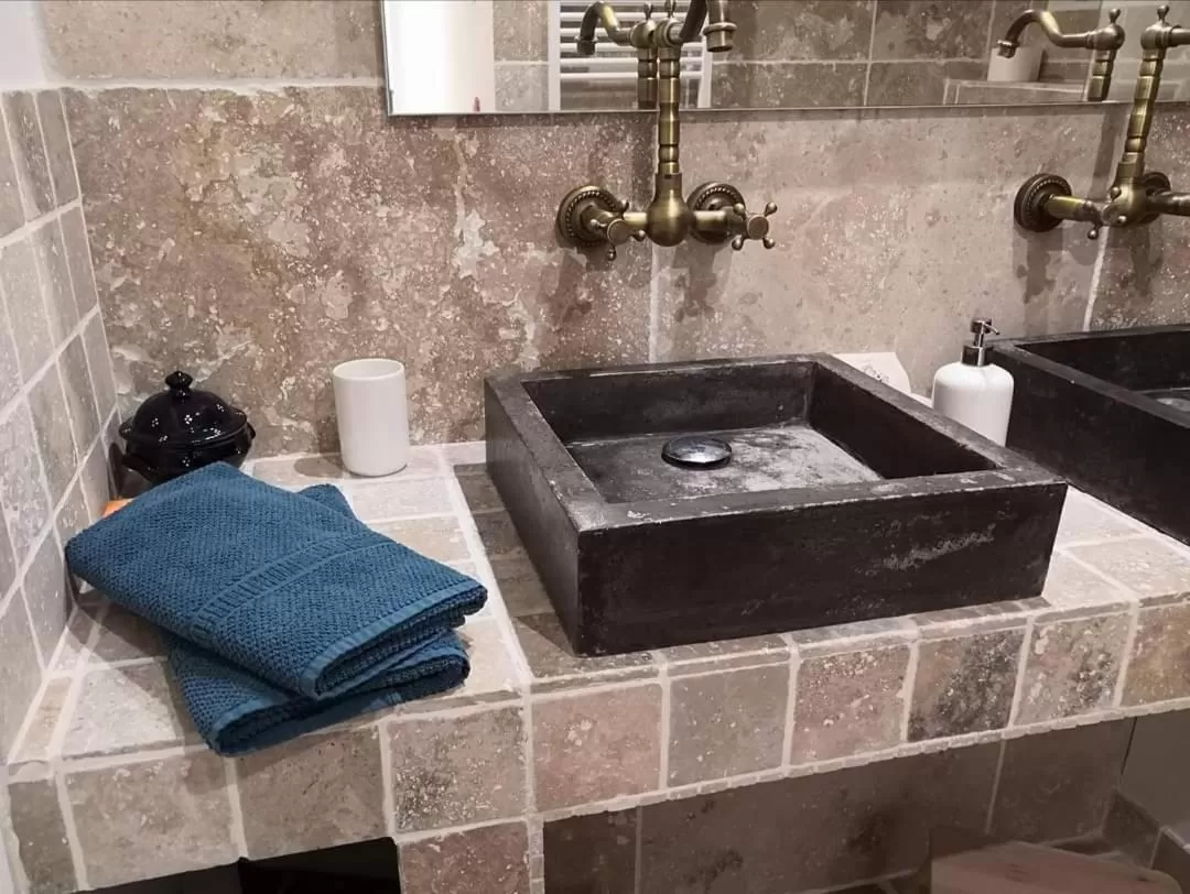 Le 9 de Cour, Chambre Chaco