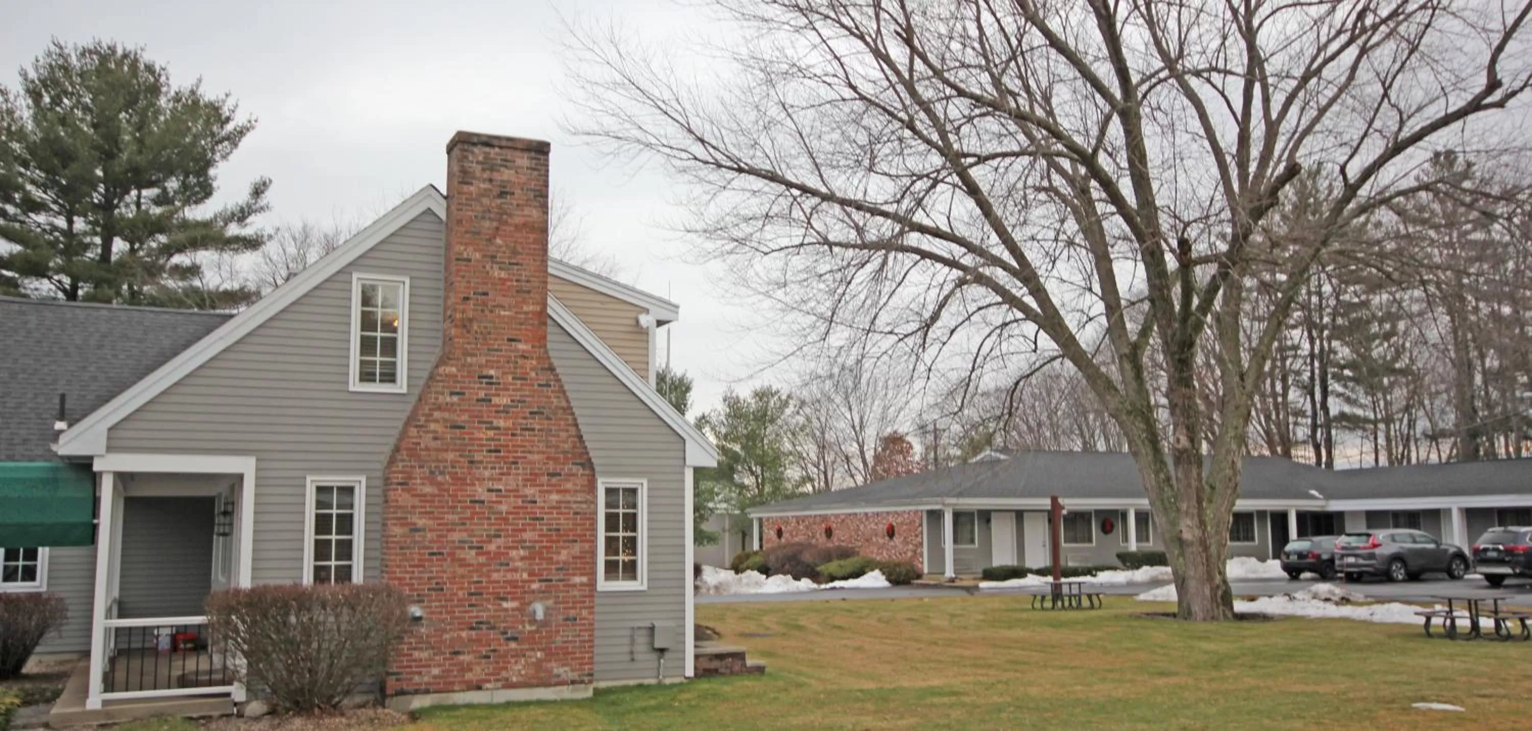Property building in Park View Inn