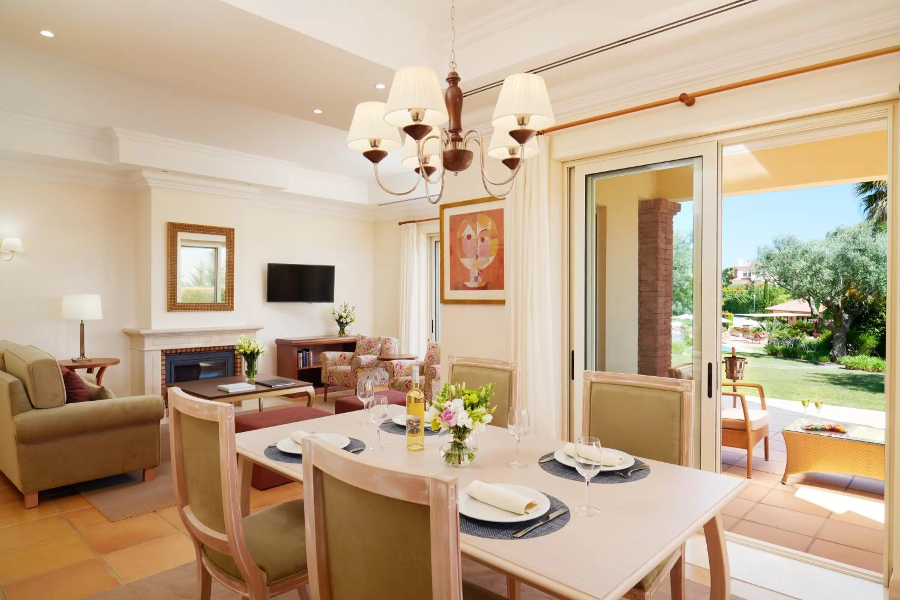 Living room in Monte Rei Golf & Country Club