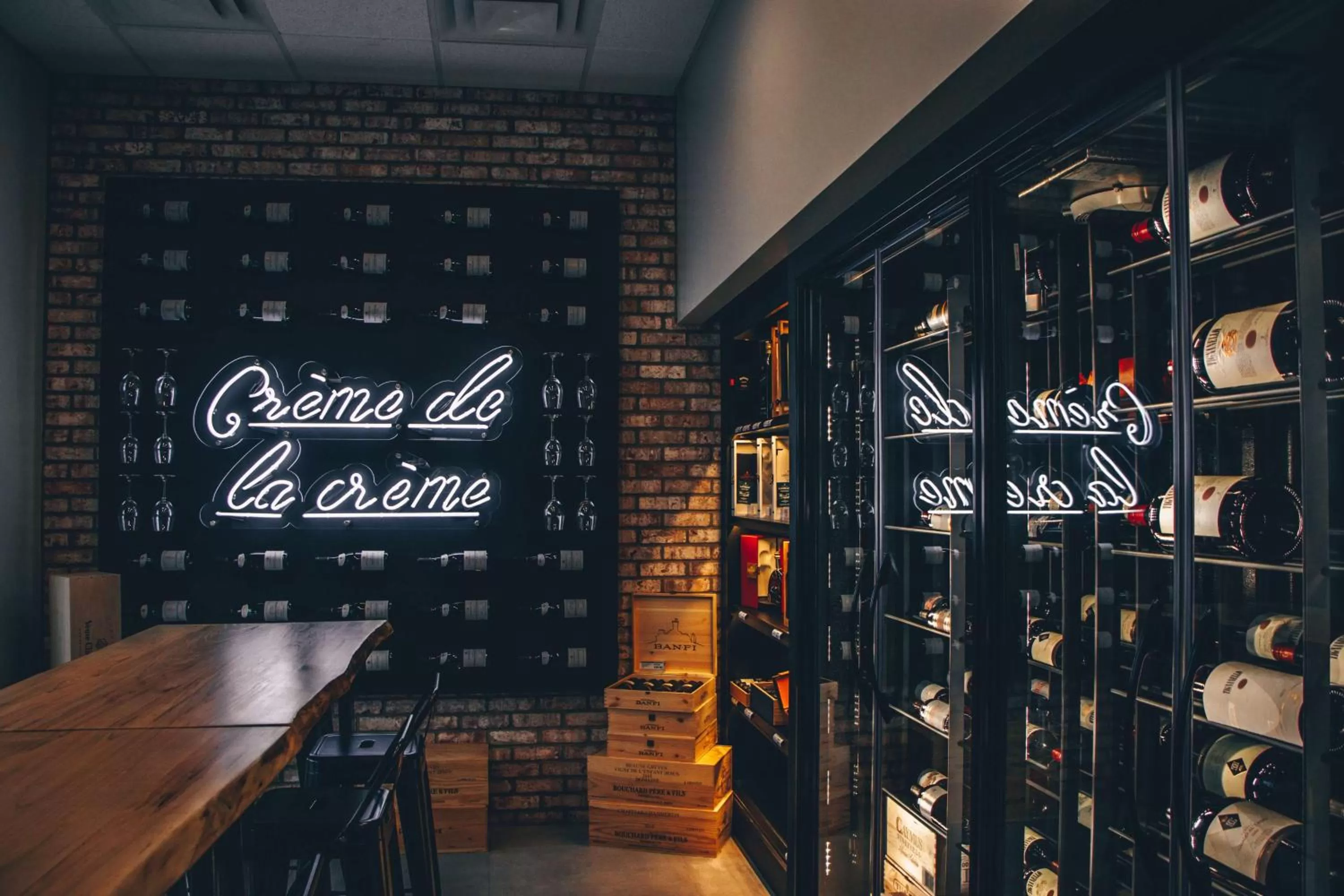 Lounge or bar in Canvas Moncton, Tapestry Collection By Hilton