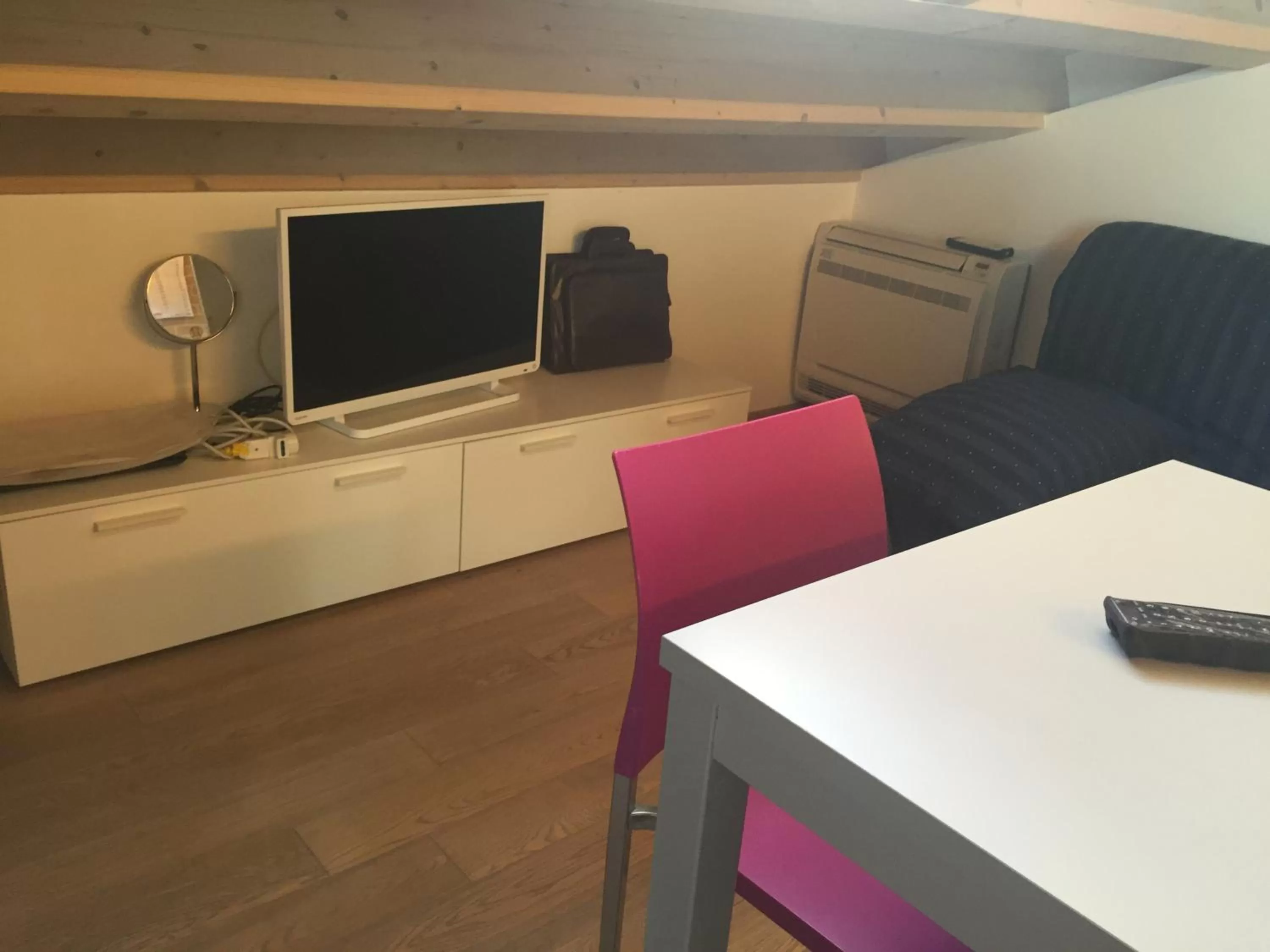 Decorative detail in Residence La Nave