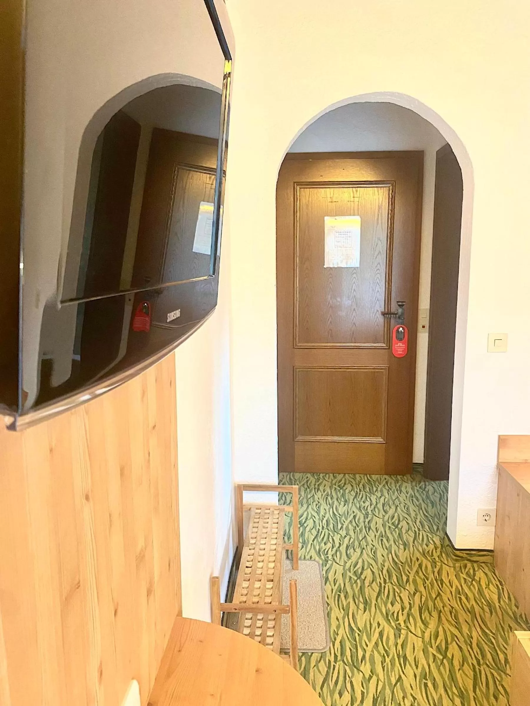 TV and multimedia in Das Maximilian - Feines Landhotel am Schliersee