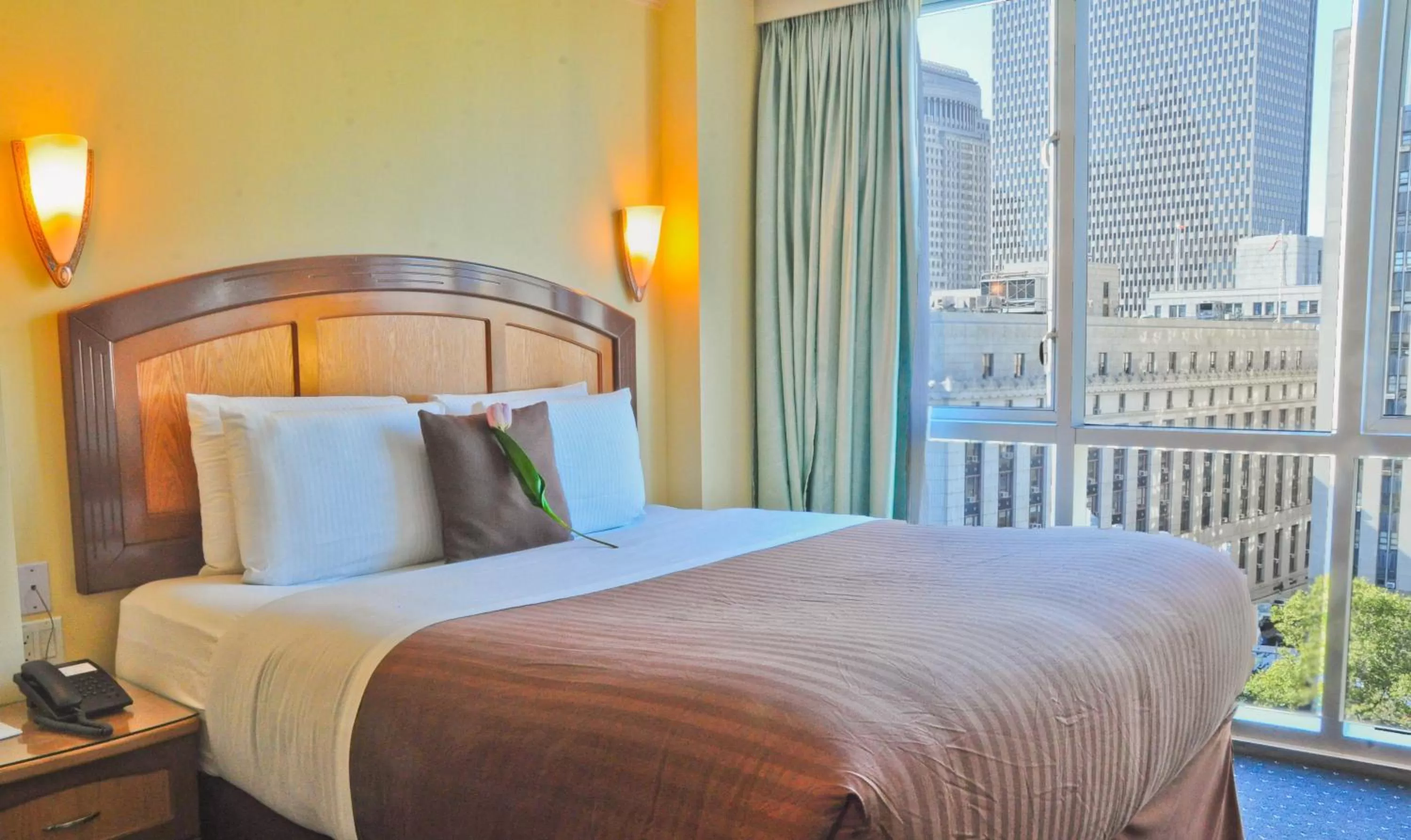 Bed in Hotel Mulberry