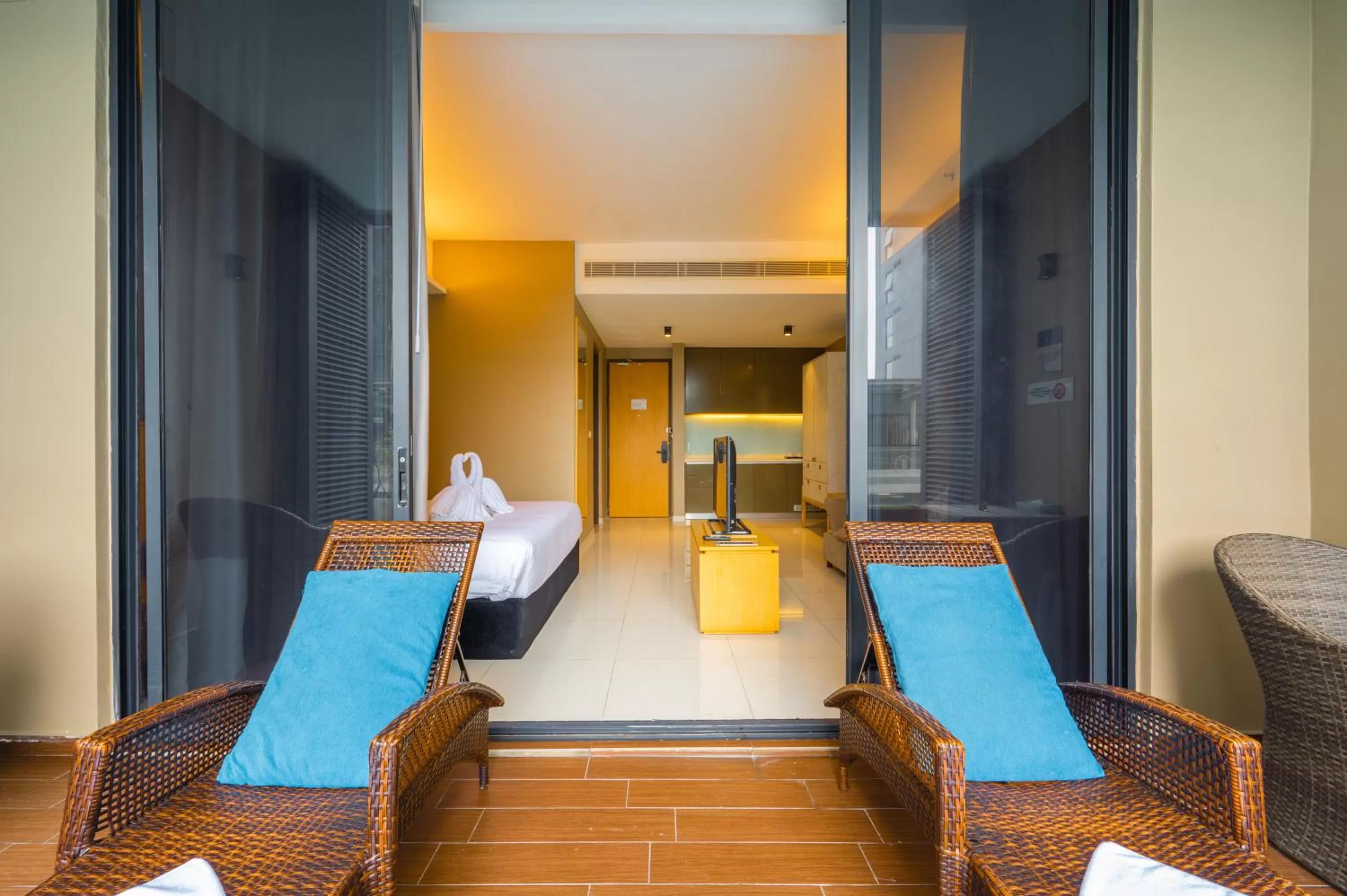 Bed in Greystone 99 Suites