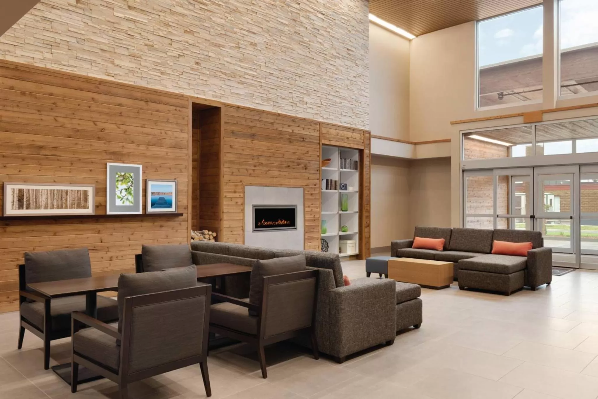 Lobby or reception in Country Inn & Suites by Radisson, Ft Atkinson, WI