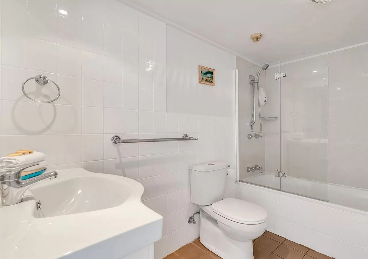 Tradewinds Apartments