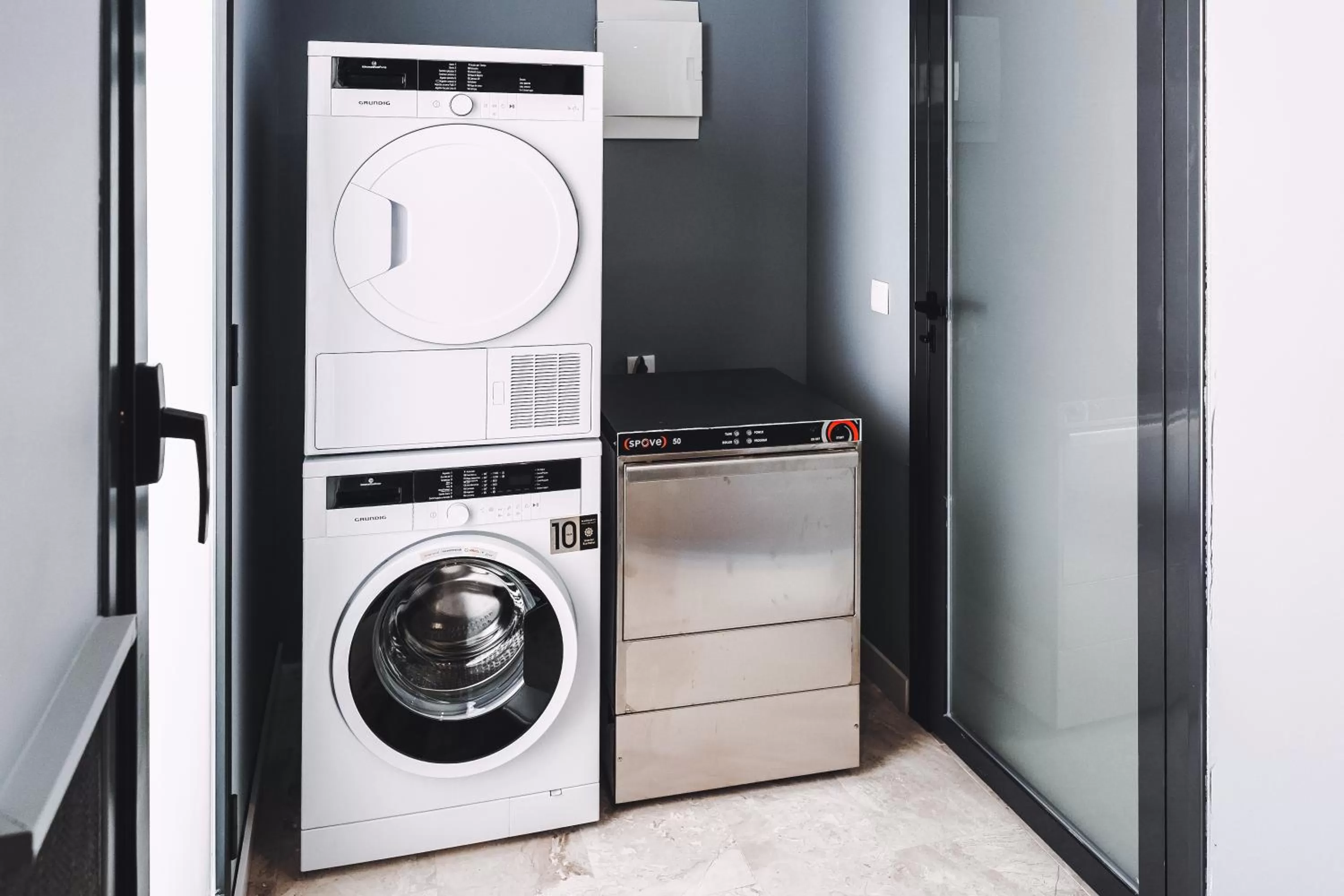 laundry, Bathroom in GBH Hotel-Apartamentos Estrella de Mar