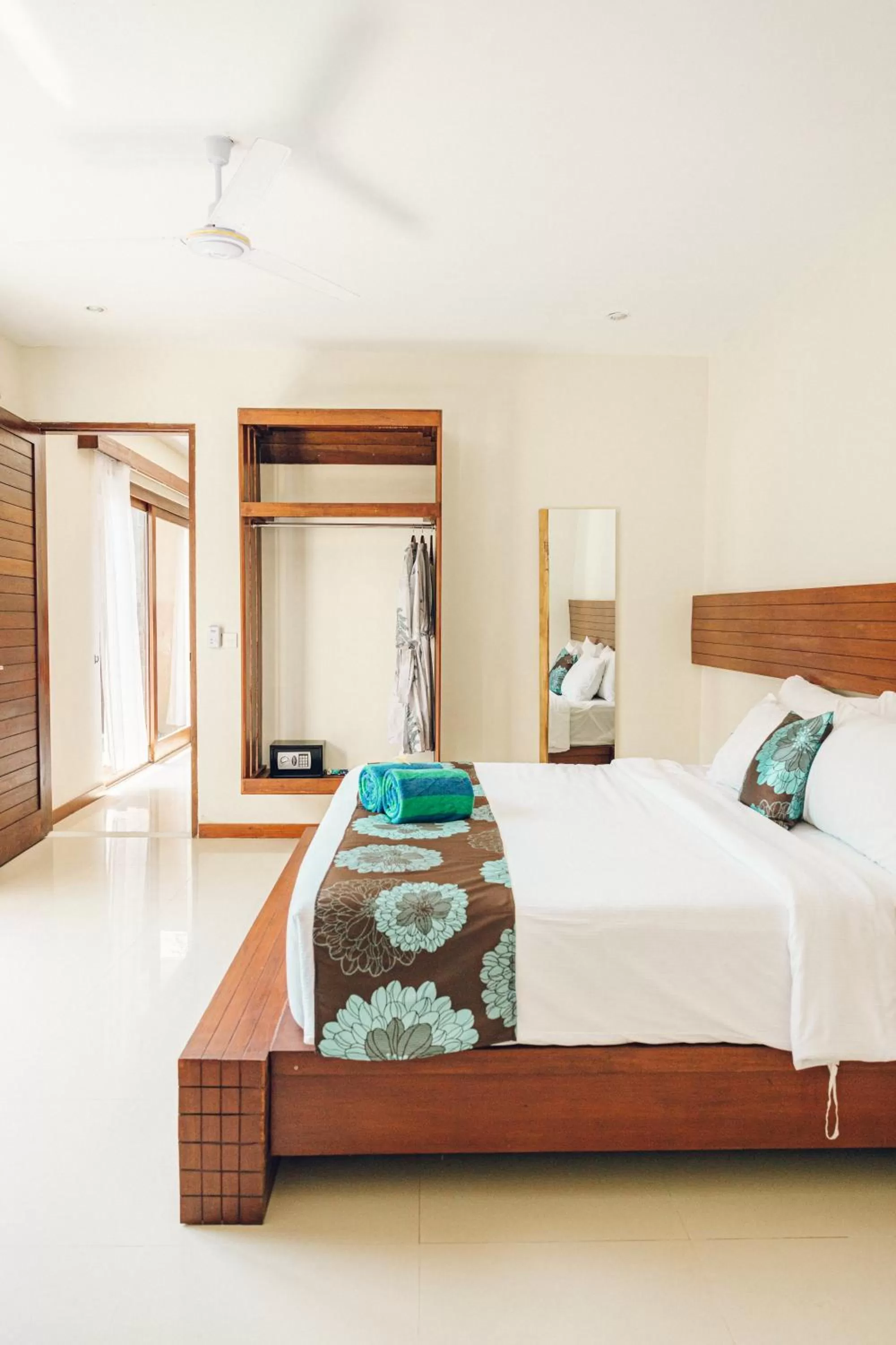 Bedroom, Bed in Taj Maza Sunset Villas