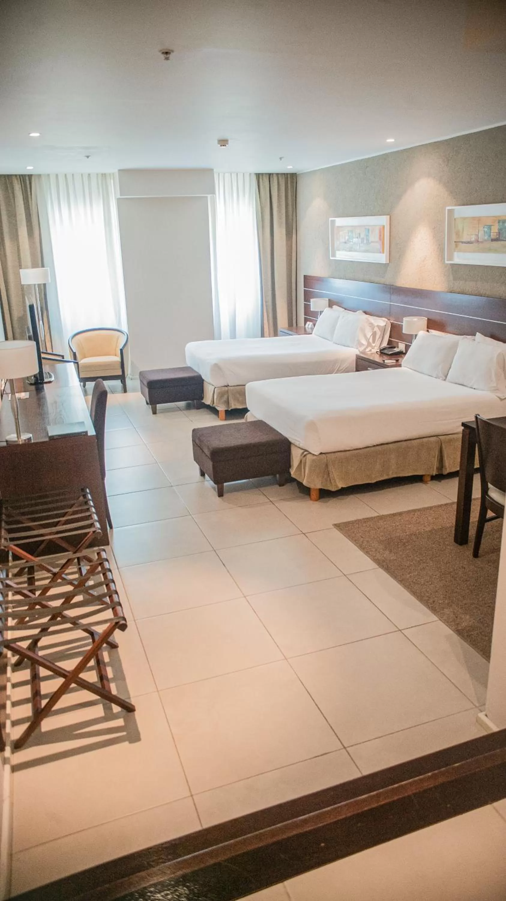 Photo of the whole room in Orfeo Suites Cordoba