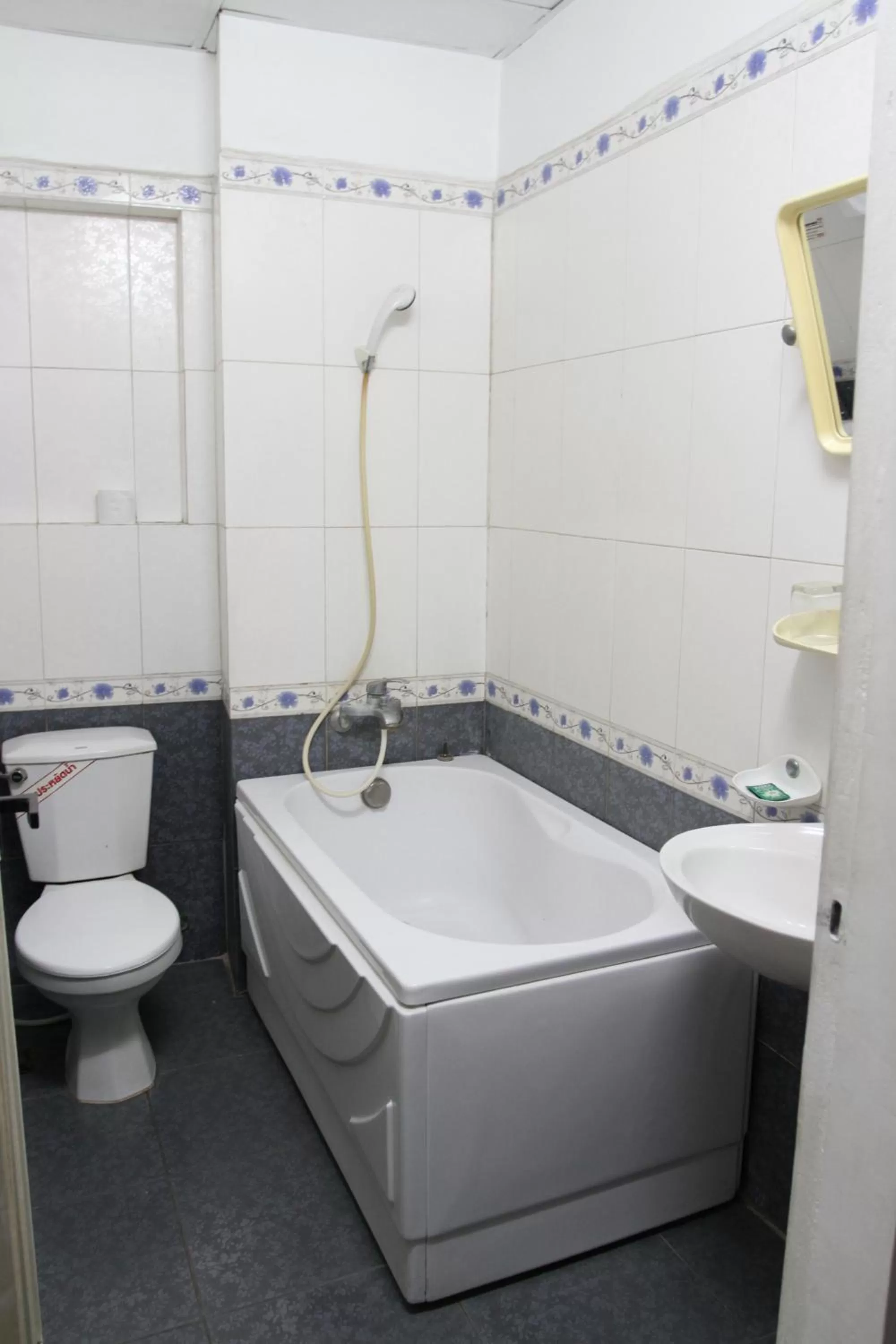 Bathroom in Hoang Cuong Hotel