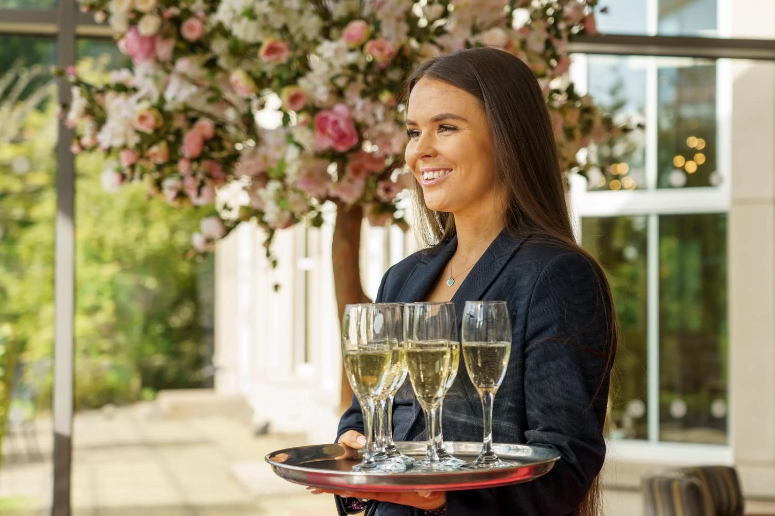 Food and drinks in Macdonald Crutherland House