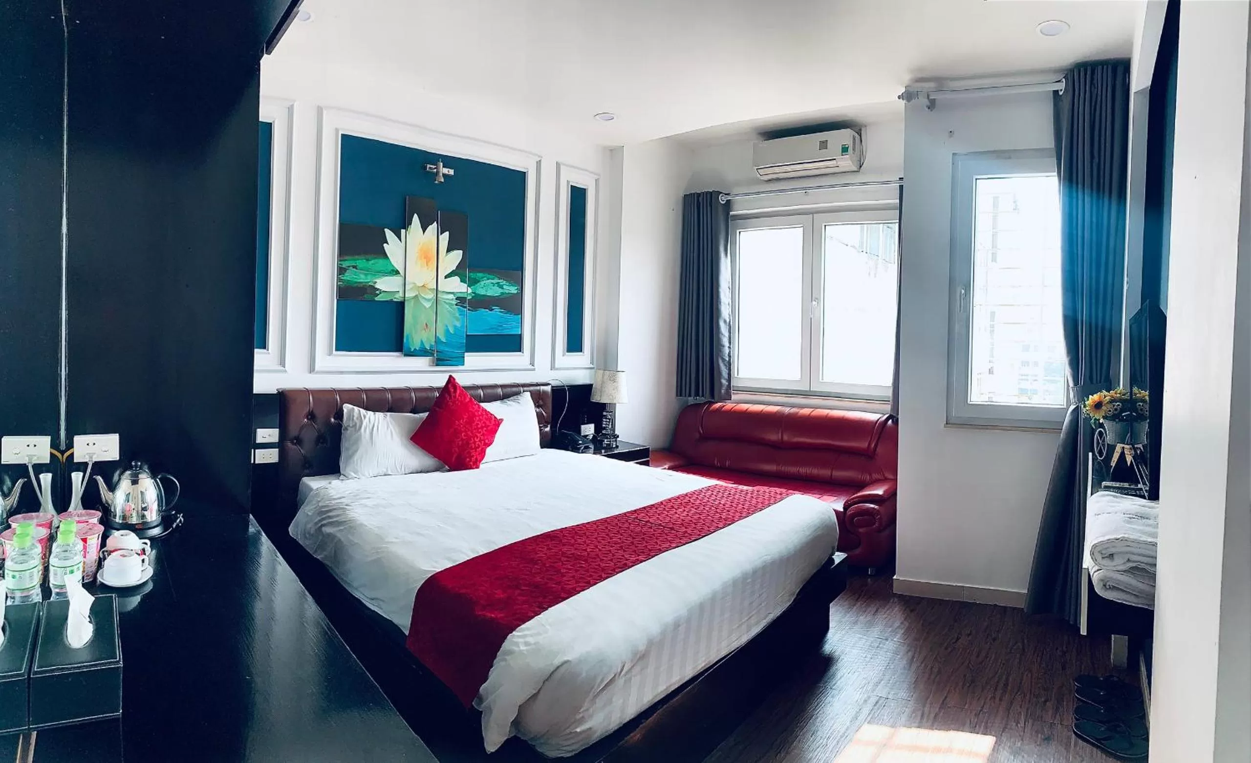 Bed in Eclipse Legend Hotel