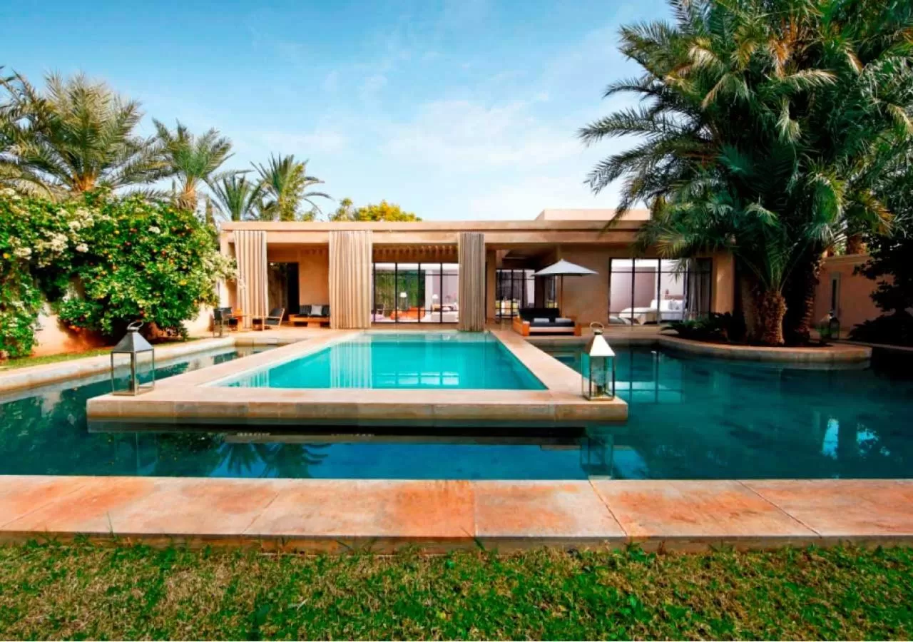 Swimming pool in Palais Namaskar