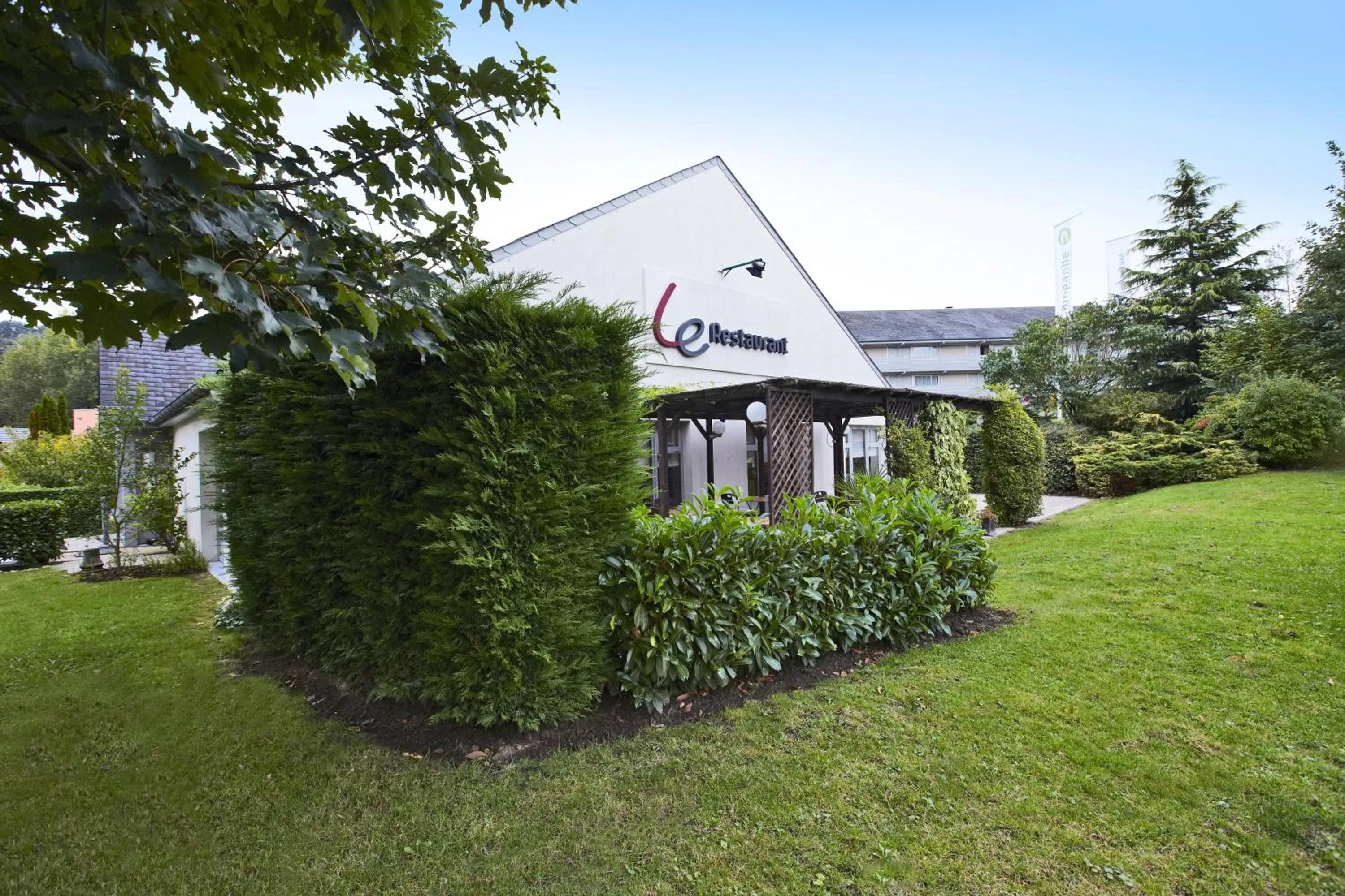 Patio in Campanile Le Havre Nord - Montivilliers