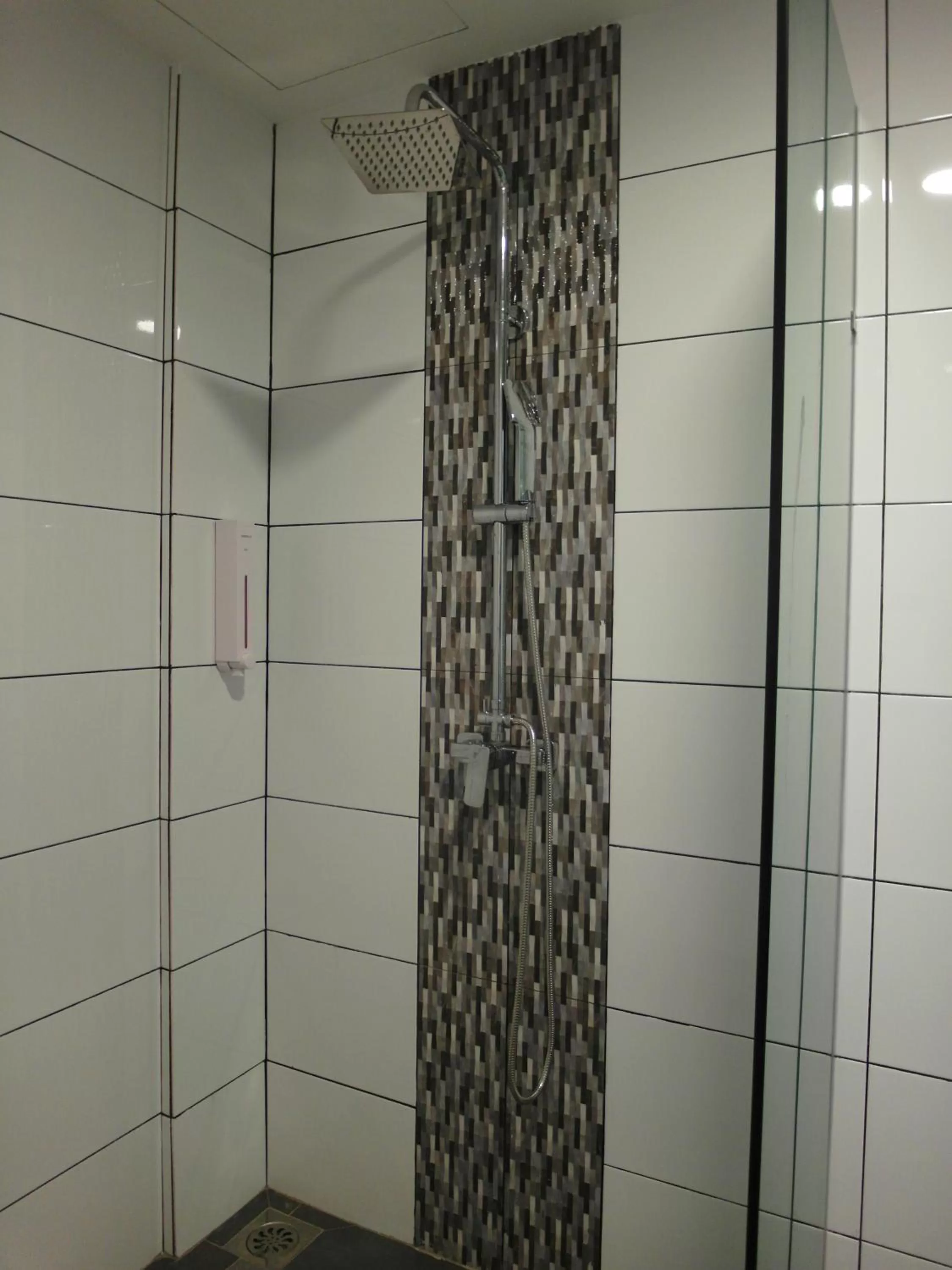 Bathroom in Nagoya Inn Hotel