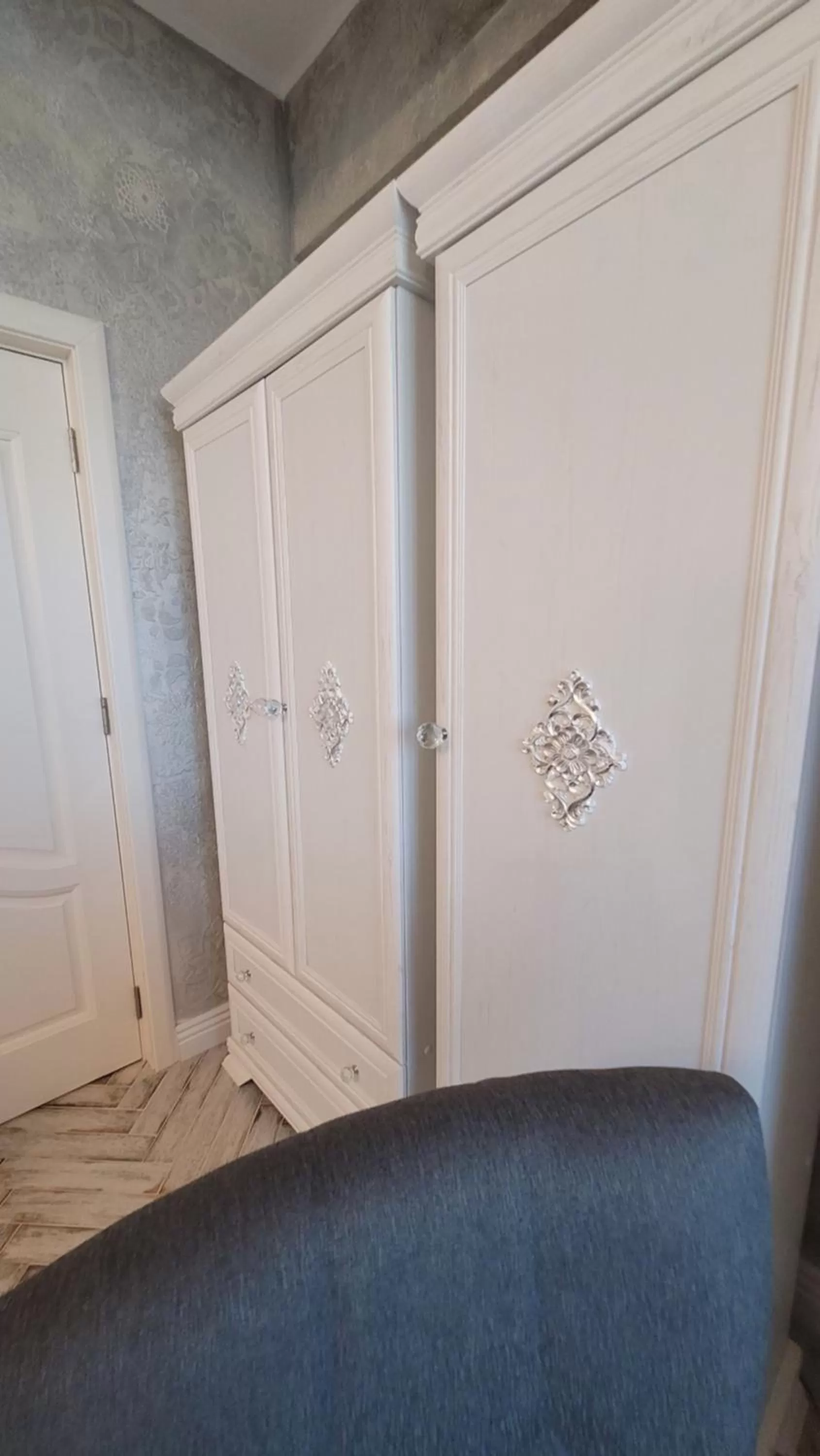 wardrobe in Terrace Suites Iasi