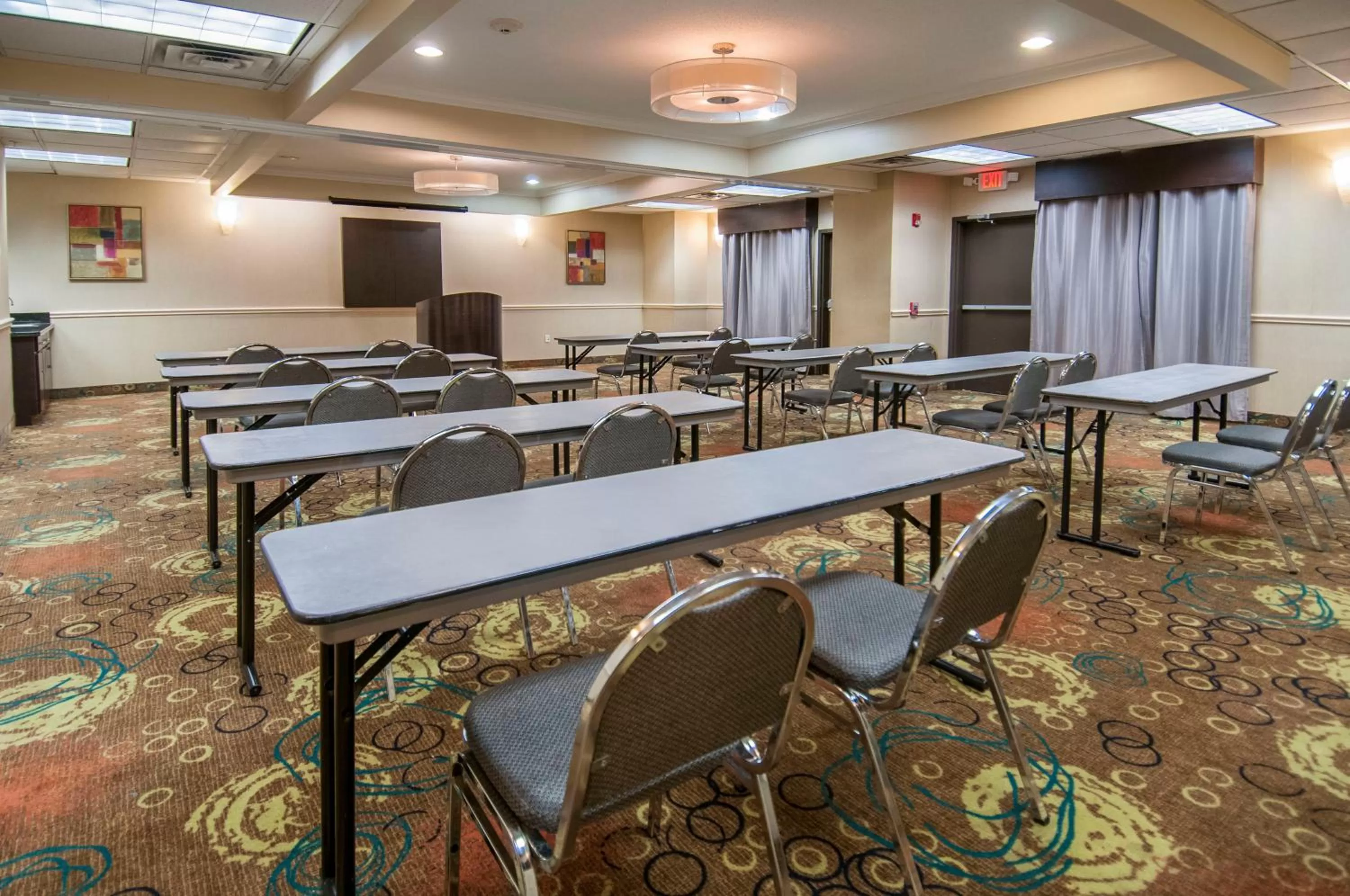 Meeting/conference room in Holiday Inn Express Hotel & Suites Houston North Intercontinental by IHG