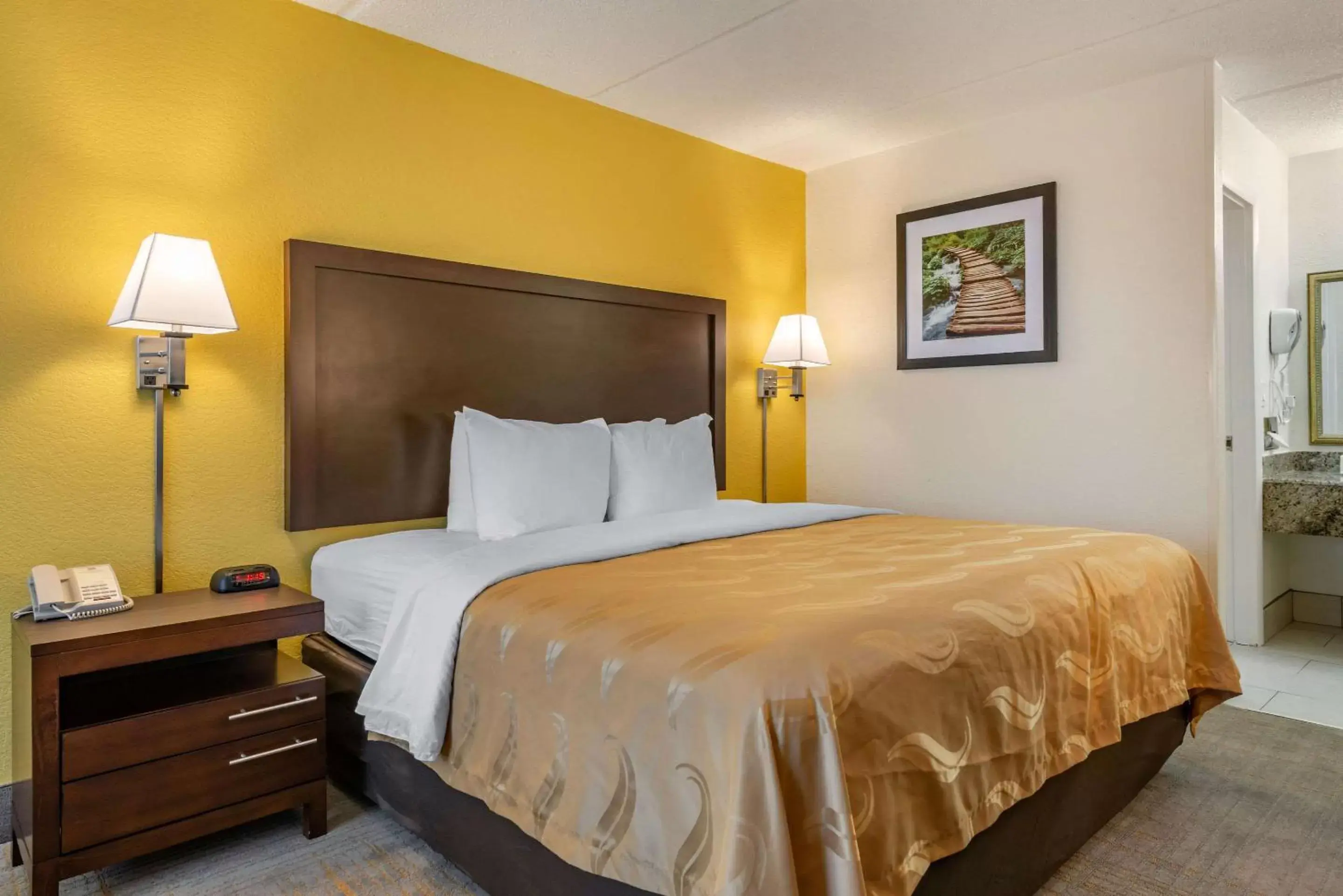 King Room in Quality Inn and Suites Palatka Riverfront King Room in Quality Inn and Suites Palatka Riverfront