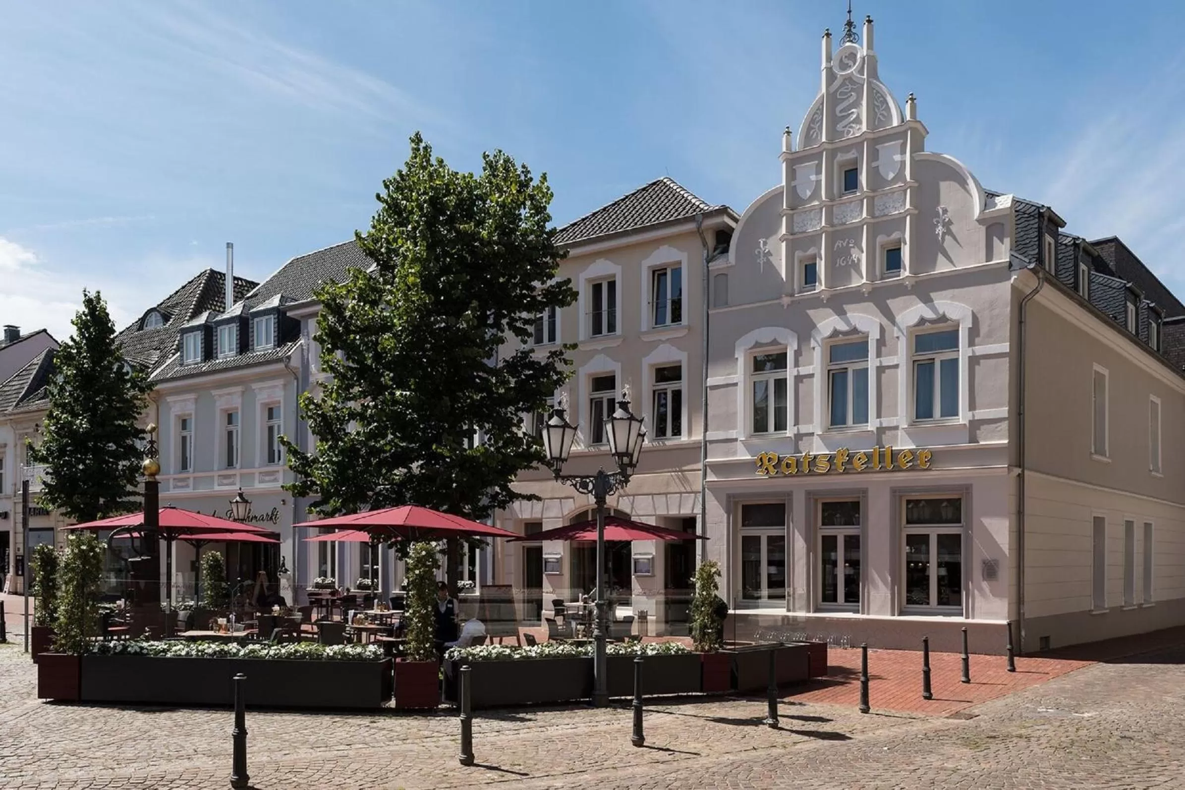 Property building in Hotel Am Fischmarkt