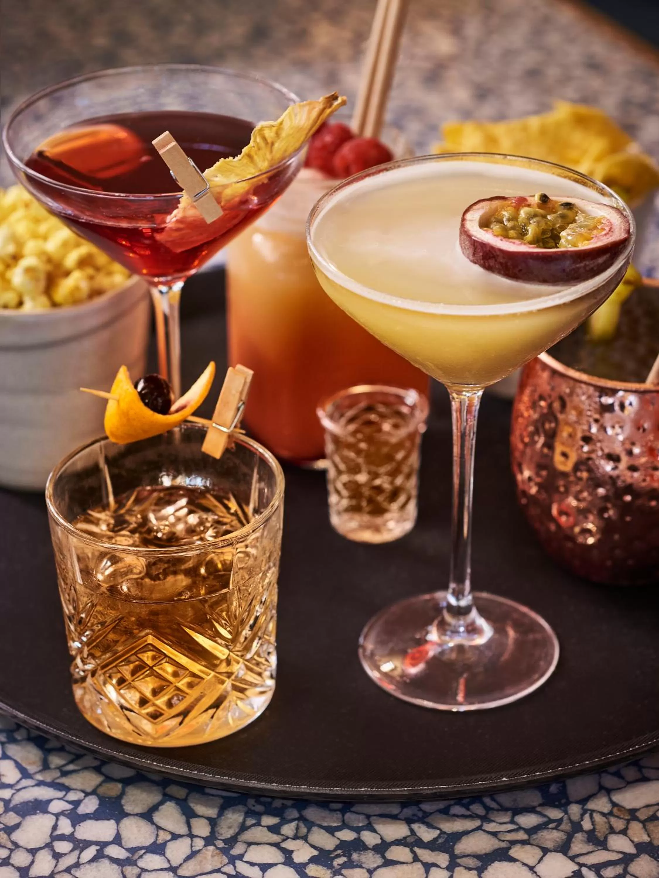 Lounge or bar in Hôtel Chromatics & Restaurant Hill Club by HappyCulture