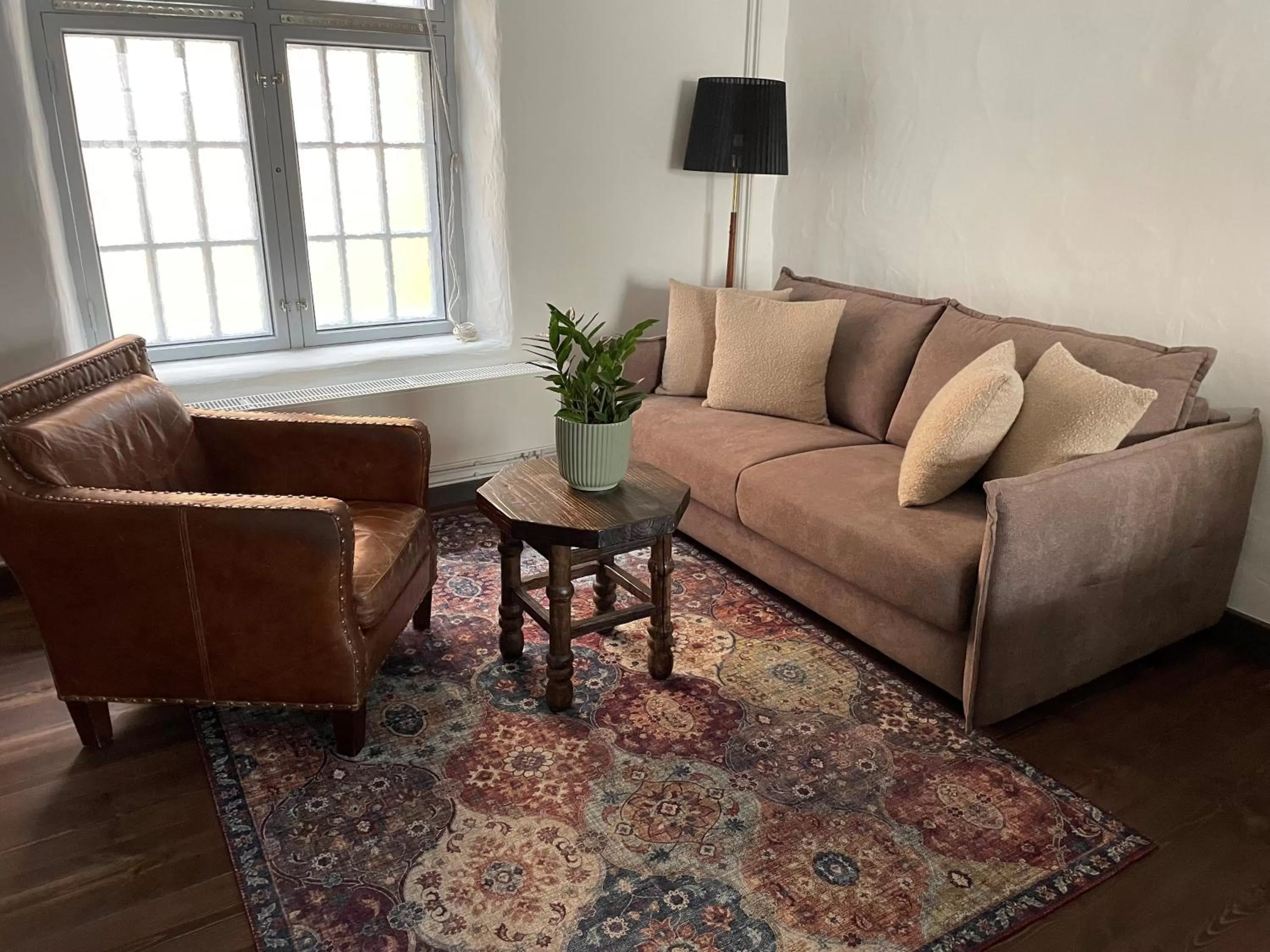 Seating area in Hotel Helgeand Wisby