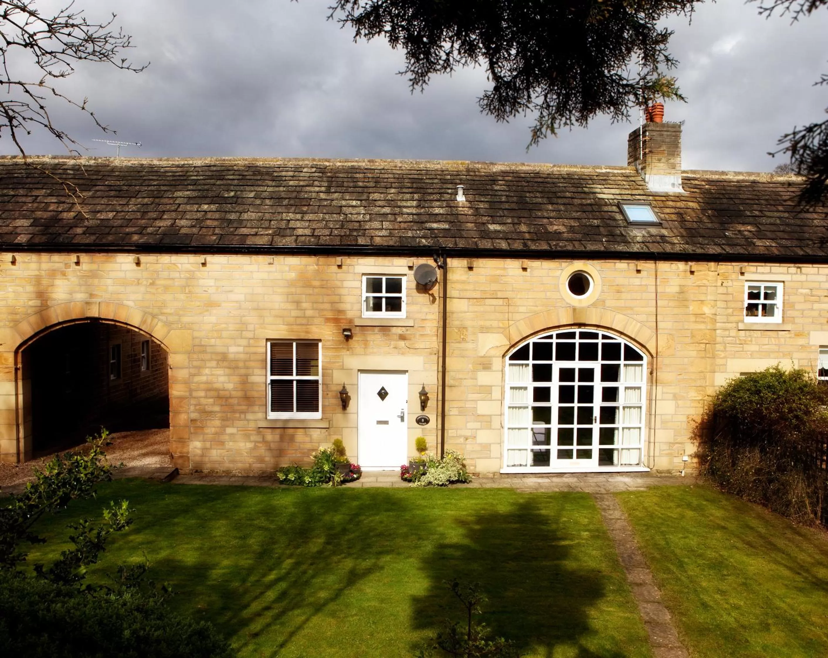 Property building in Waterton Park Hotel